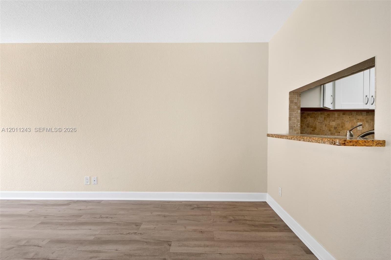 Property photo # 9