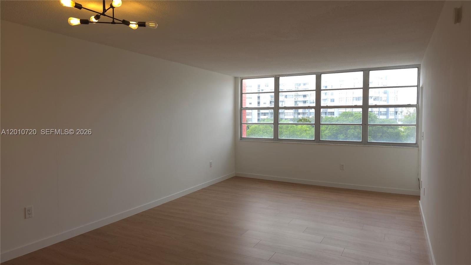 Buckley Towers Condo - Ea