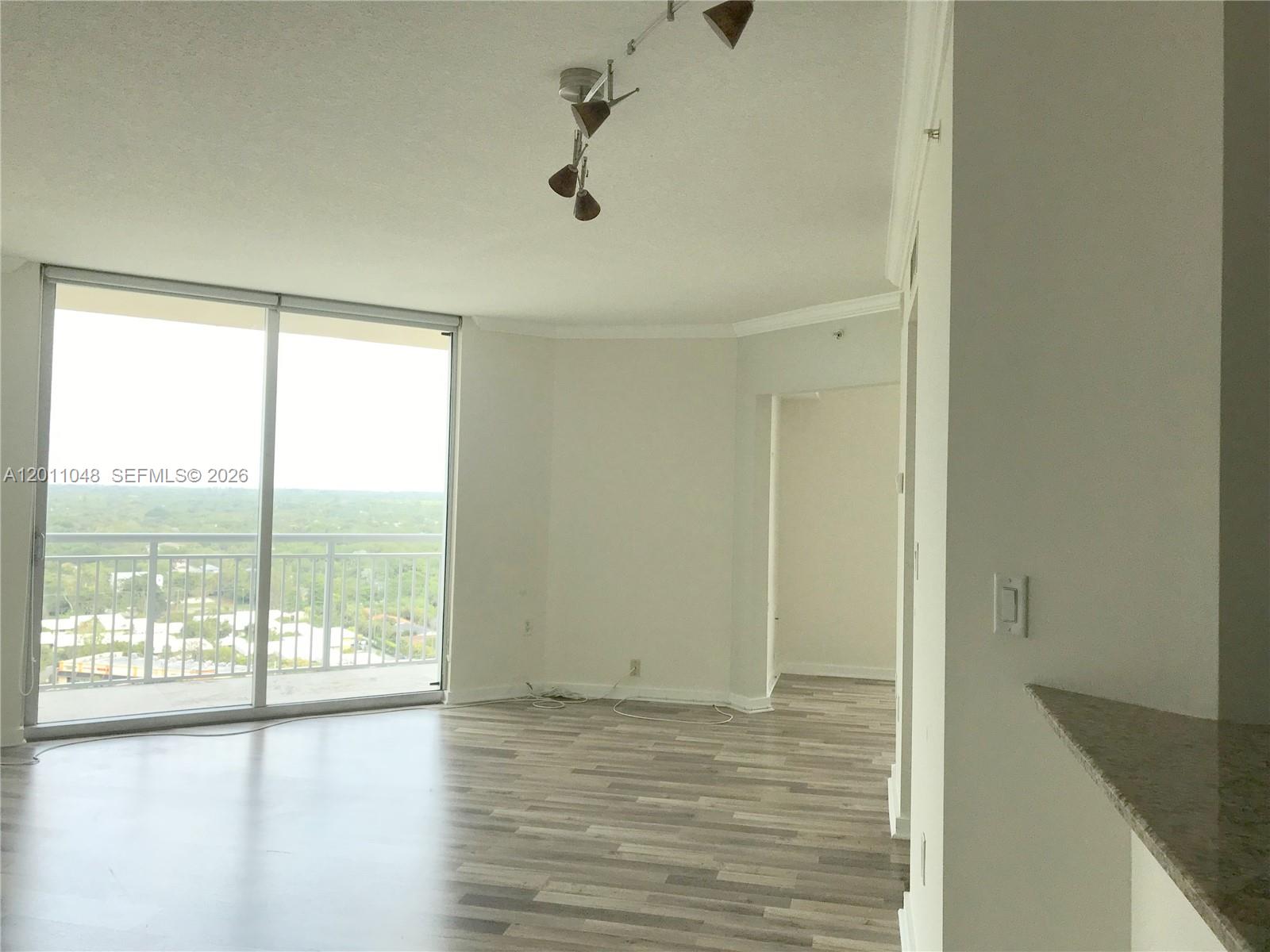 Metropolis I At Dadeland