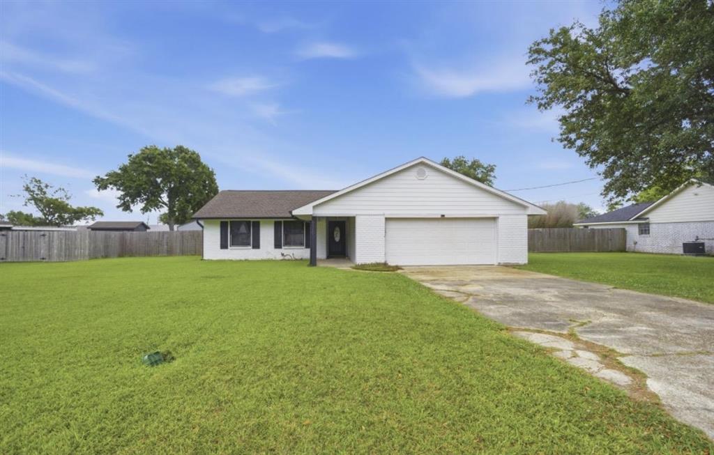 6519 Meadow Ridge Lane