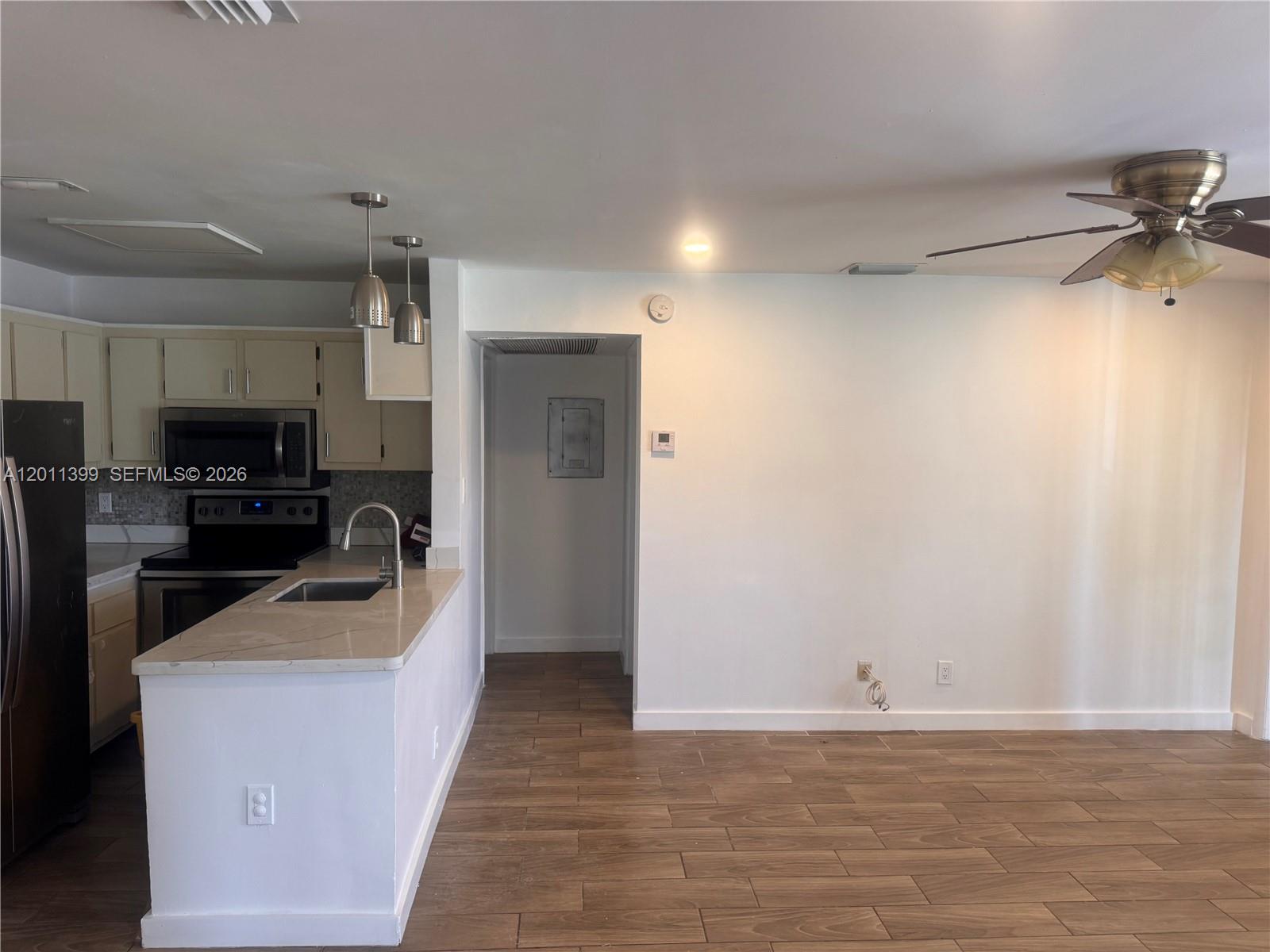 Property photo # 2