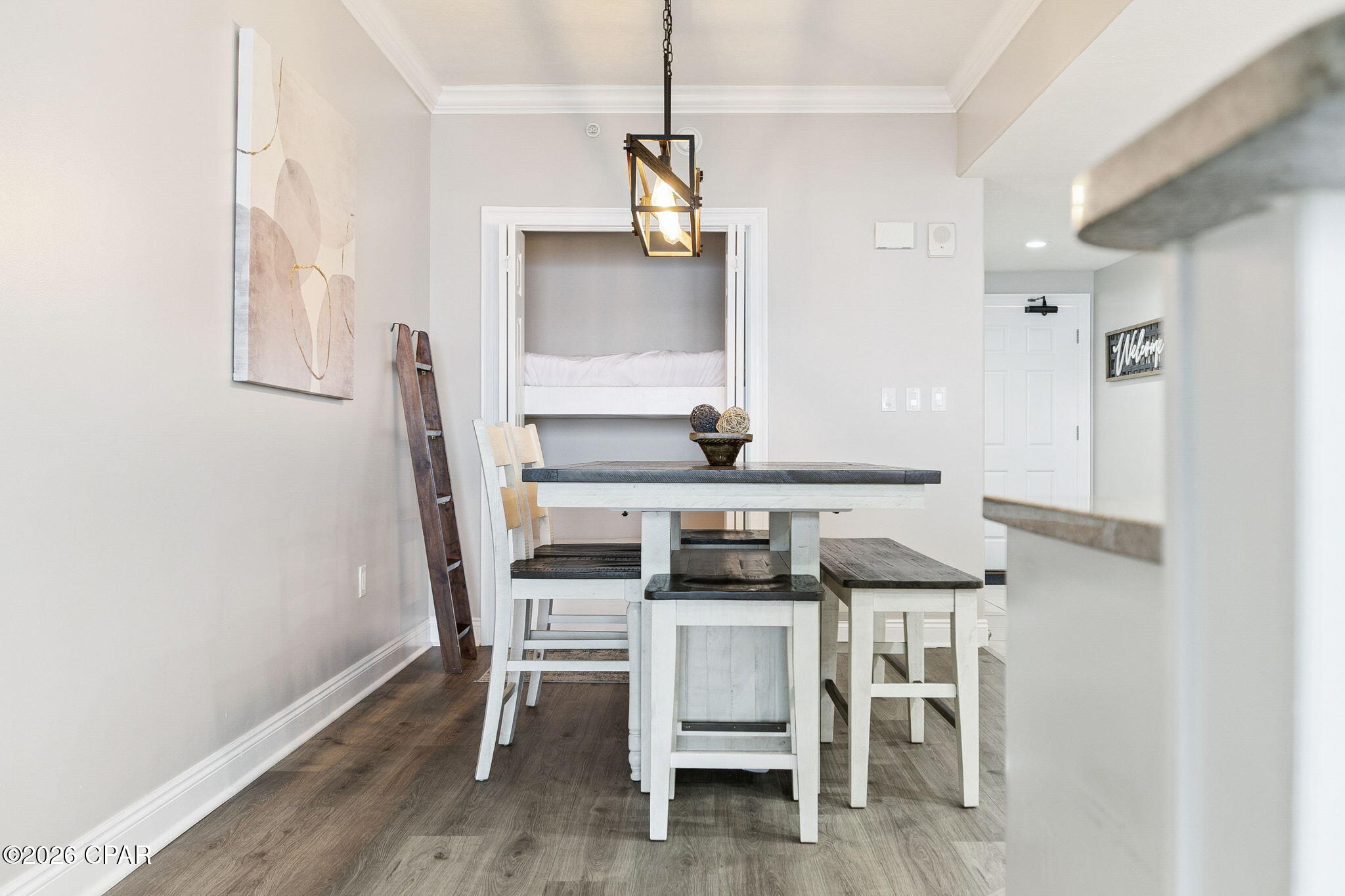 Listing photo id 19 for 5004 Thomas Drive 2102