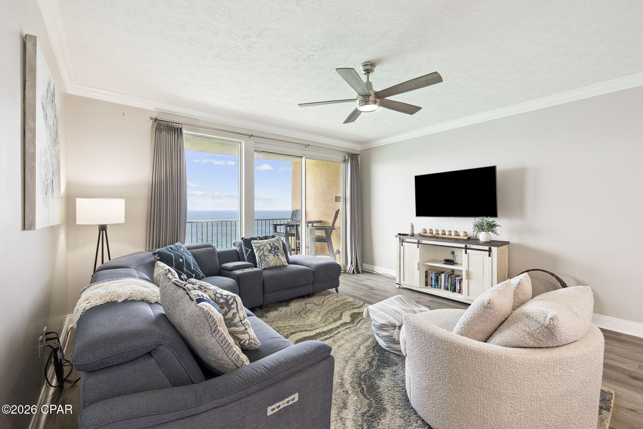 Listing photo id 22 for 5004 Thomas Drive 2102