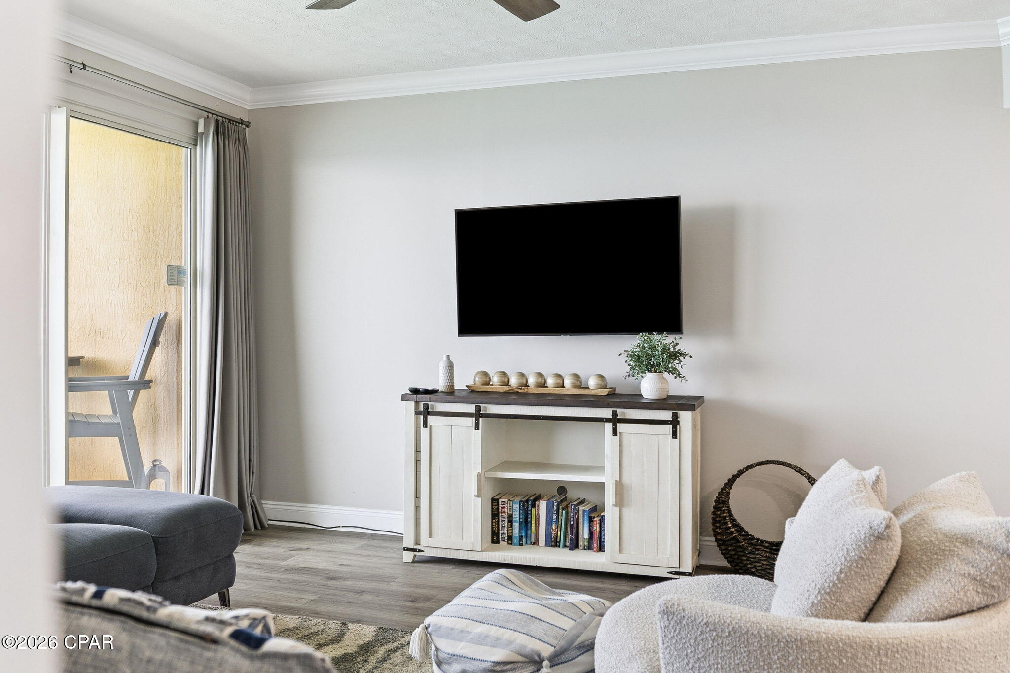 Listing photo id 23 for 5004 Thomas Drive 2102