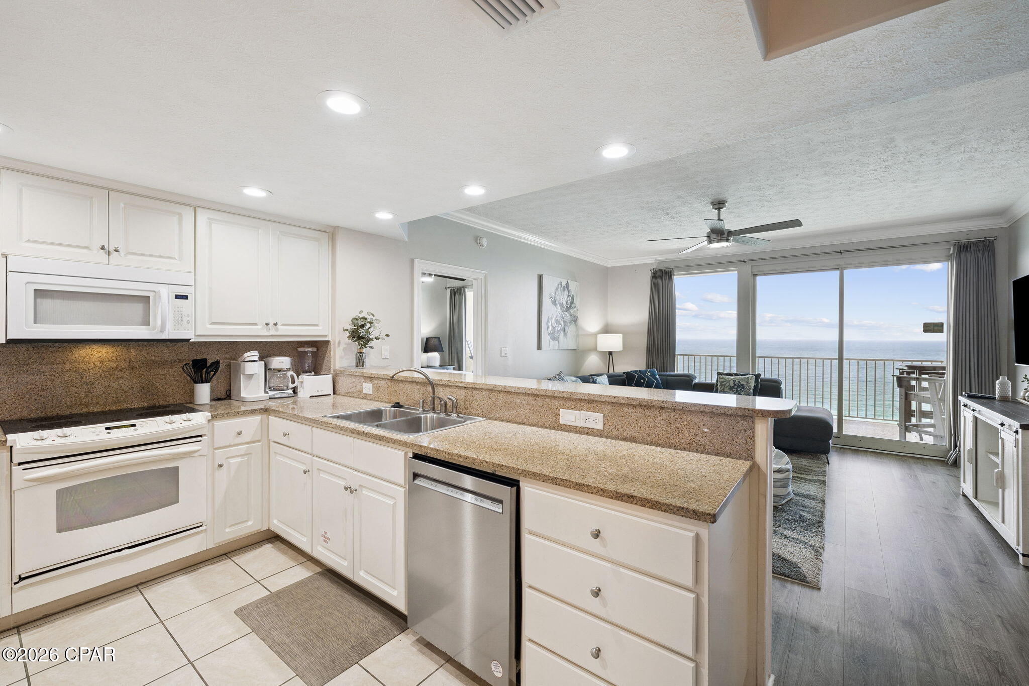 Image 8 For 5004 Thomas Drive 2102