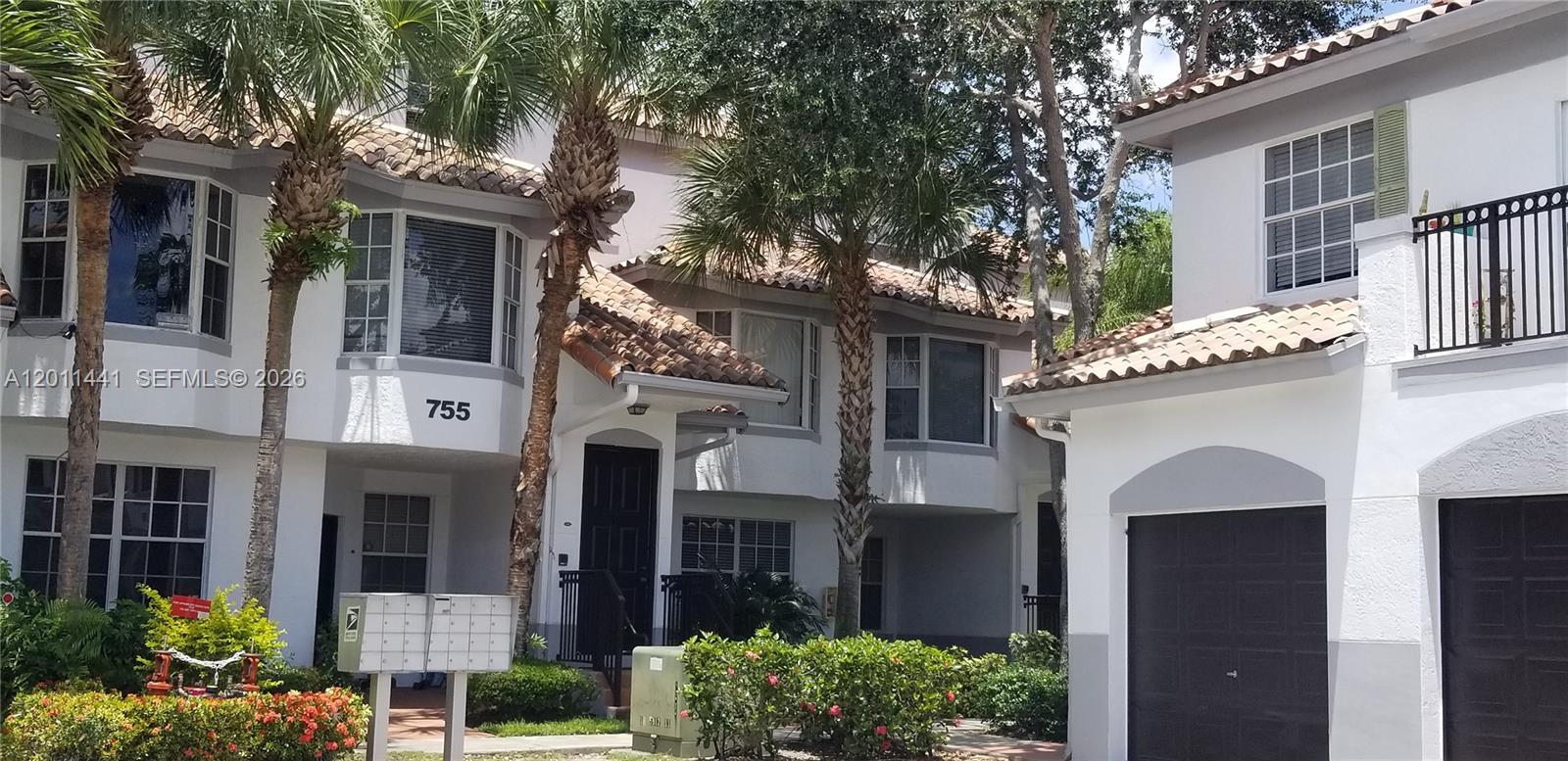 Villas De Tuscany Condo