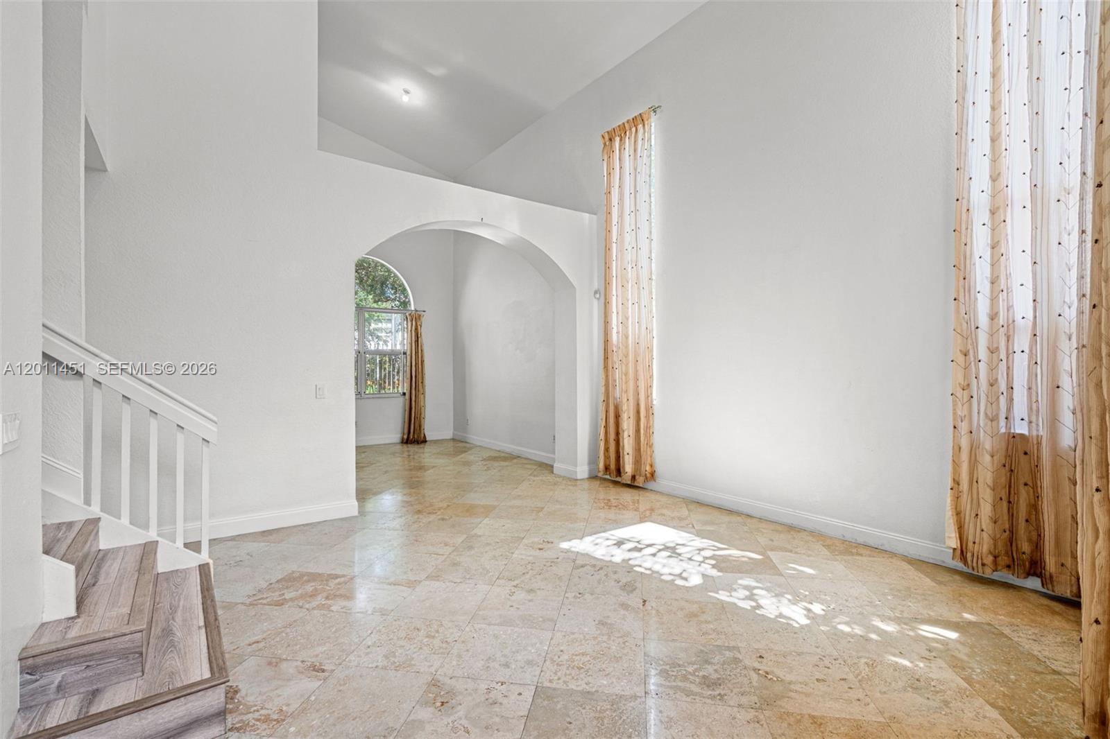 Property photo # 9