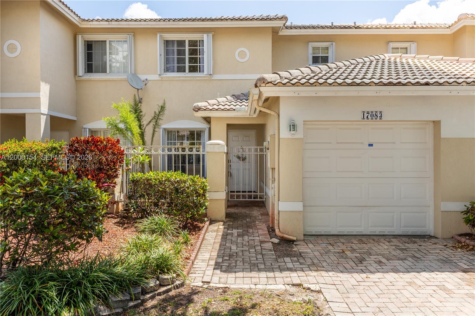 Pembroke Isles 1