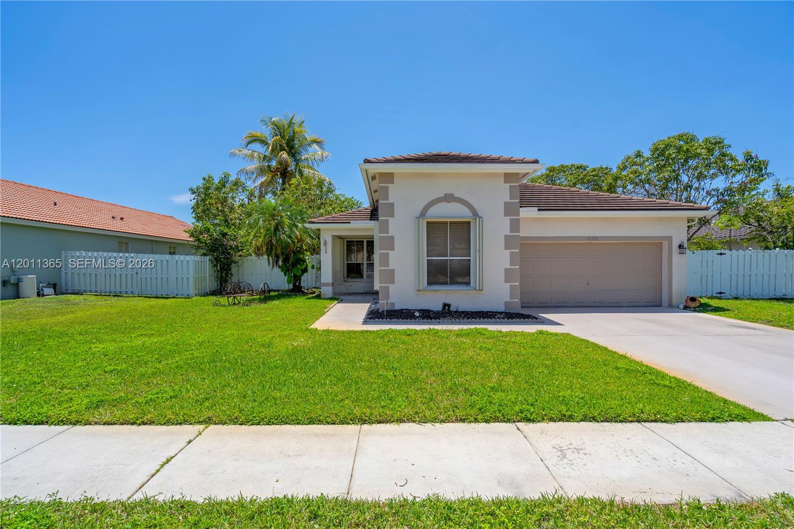 Heftler Homes At Pembroke