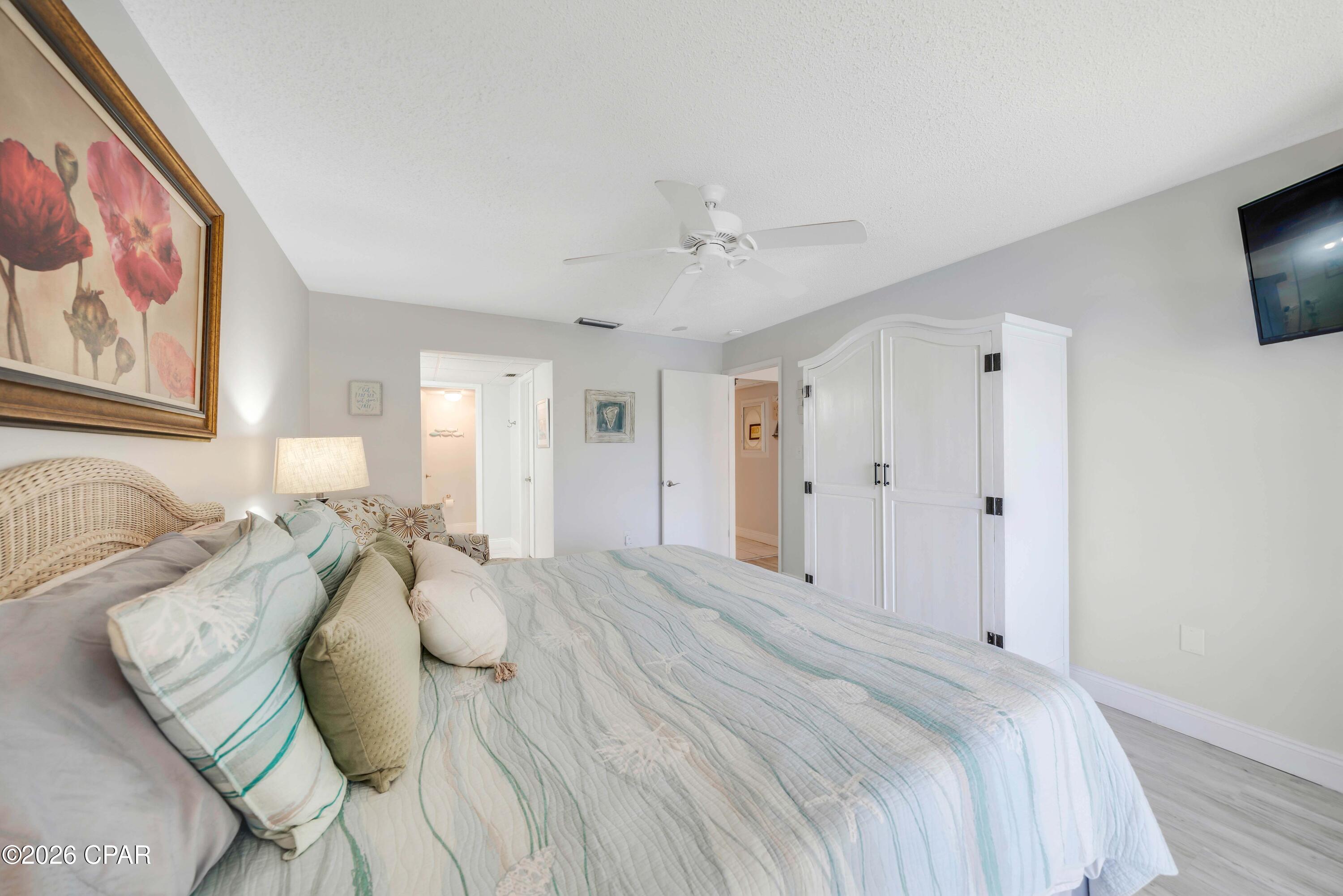 Image 37 For 520 Richard Jackson Boulevard 2111