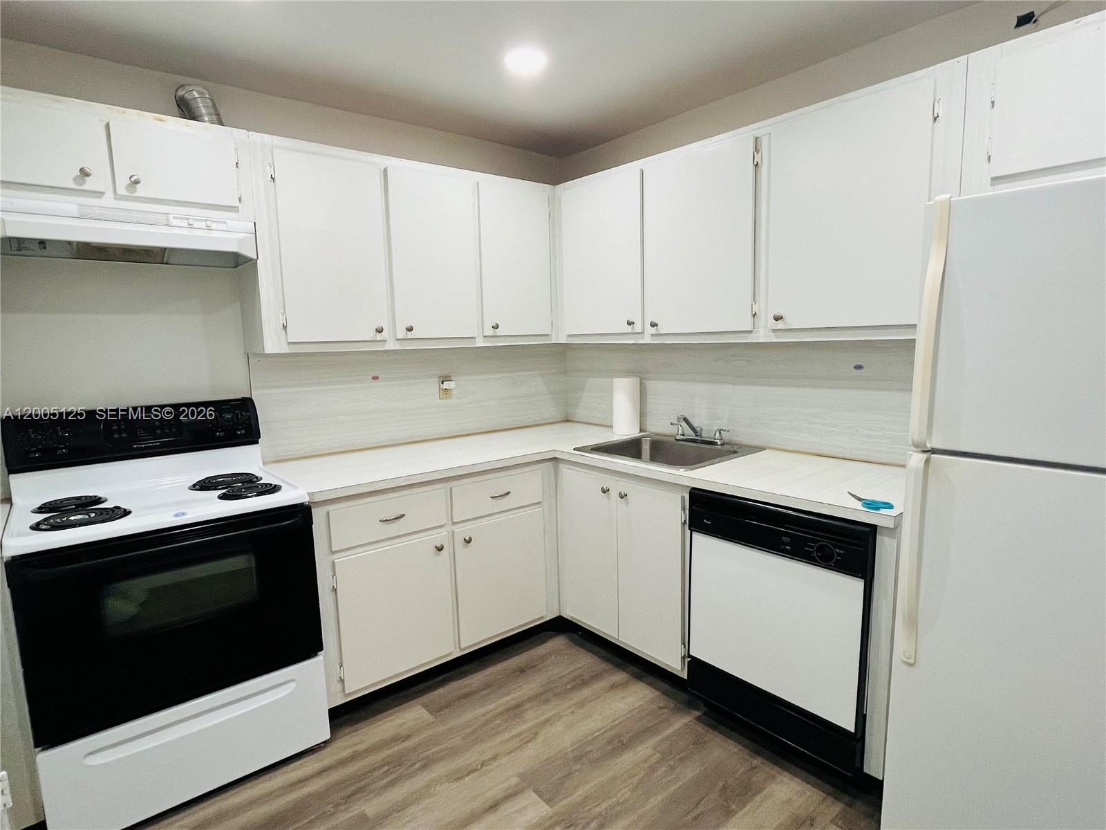 Property photo # 2