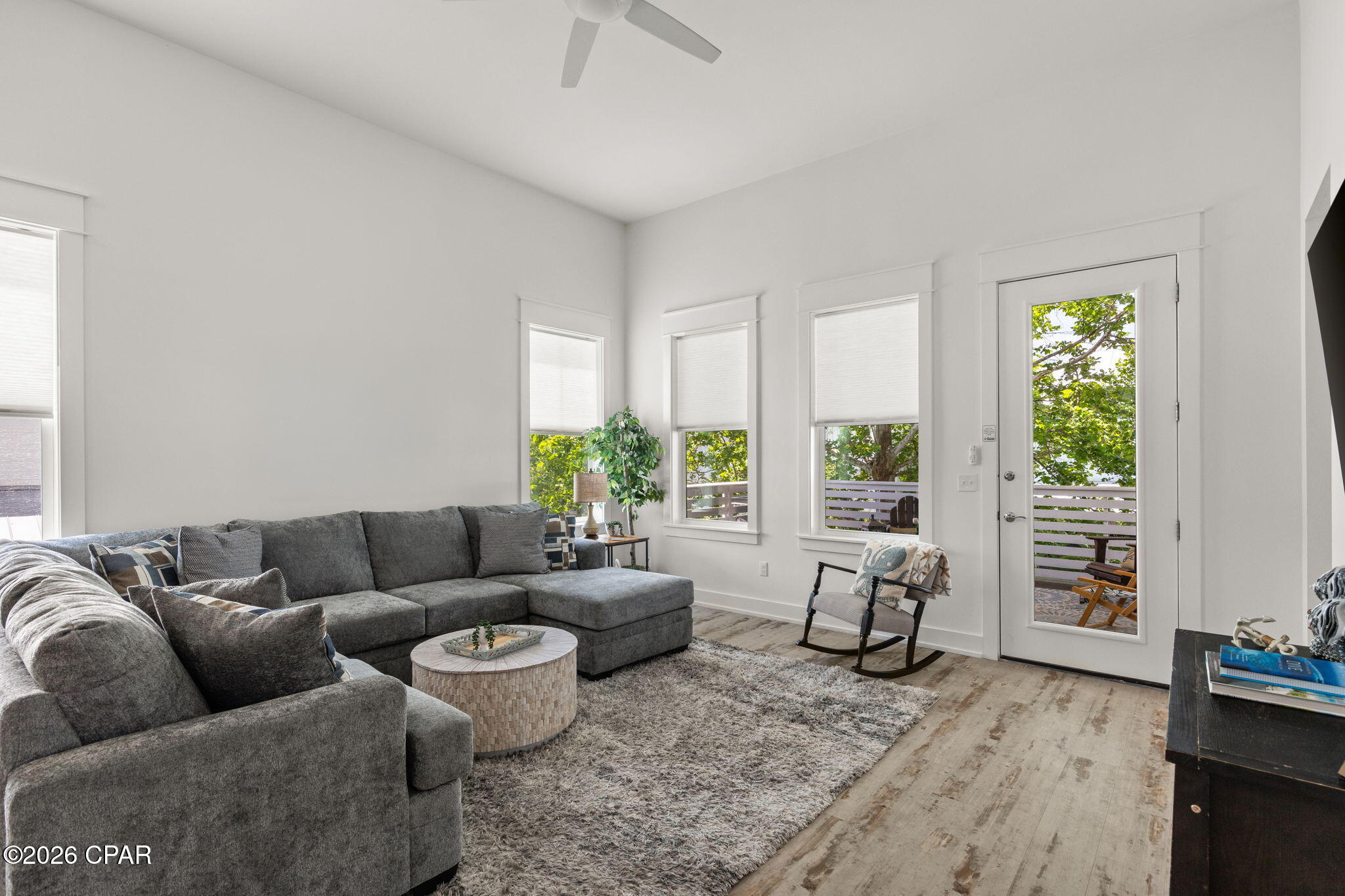 Image 12 For 45 Grande Pointe Drive