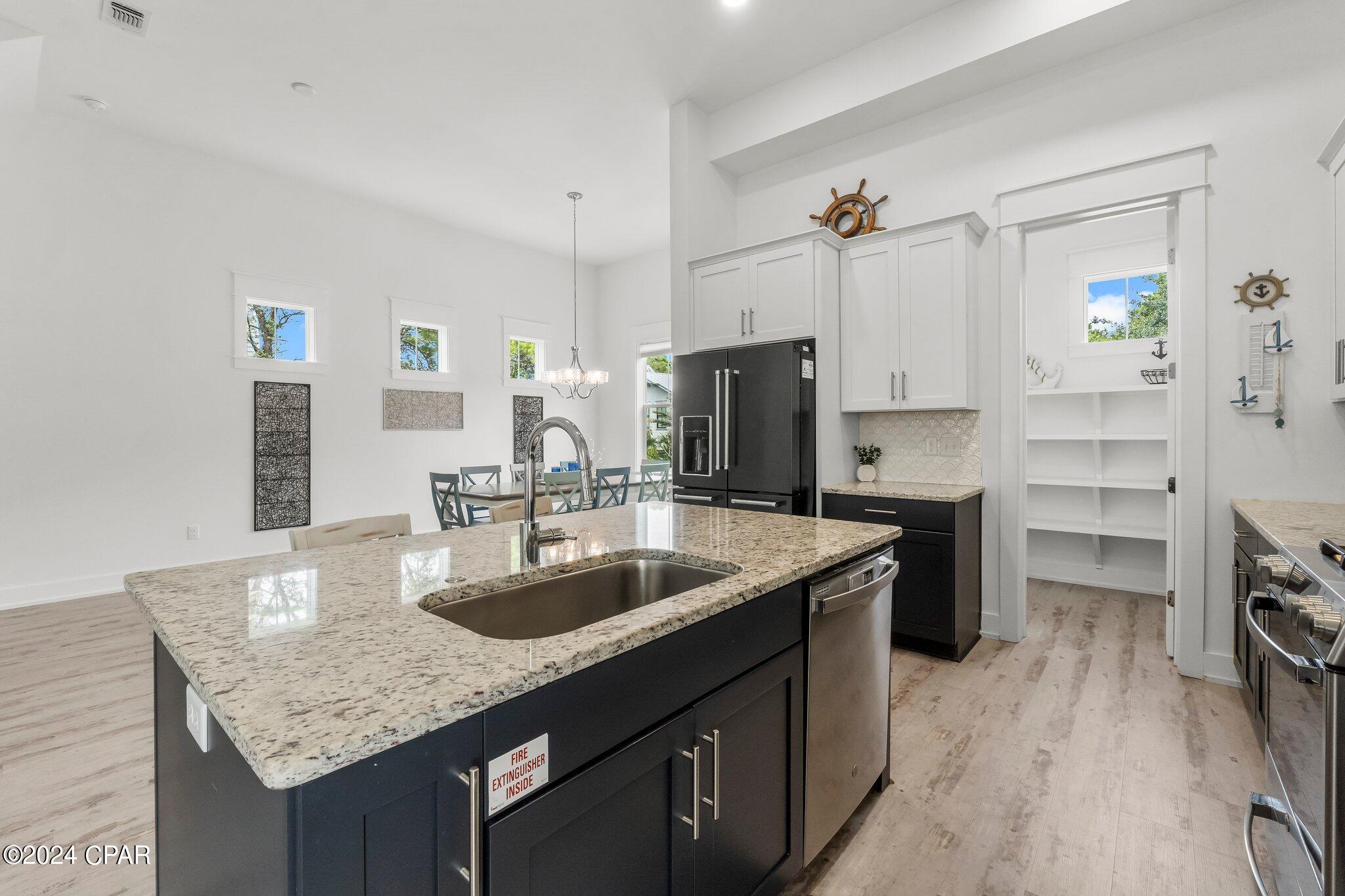 Image 16 For 45 Grande Pointe Drive