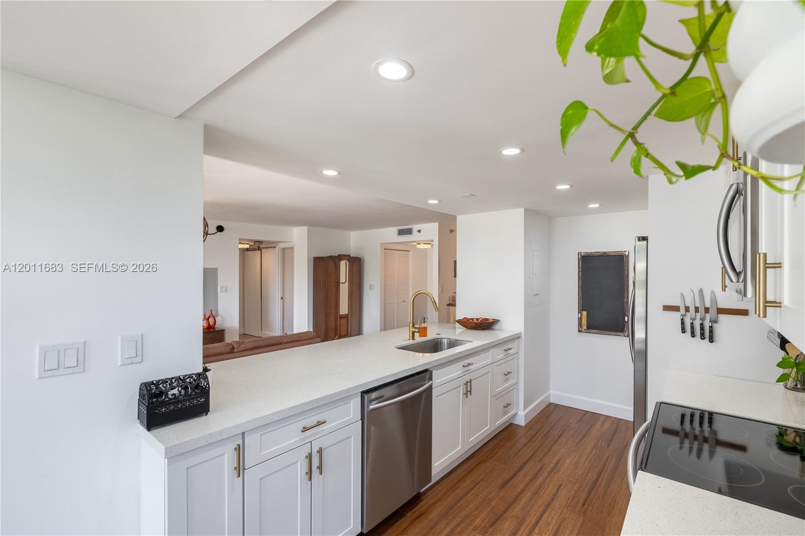 Property photo # 7