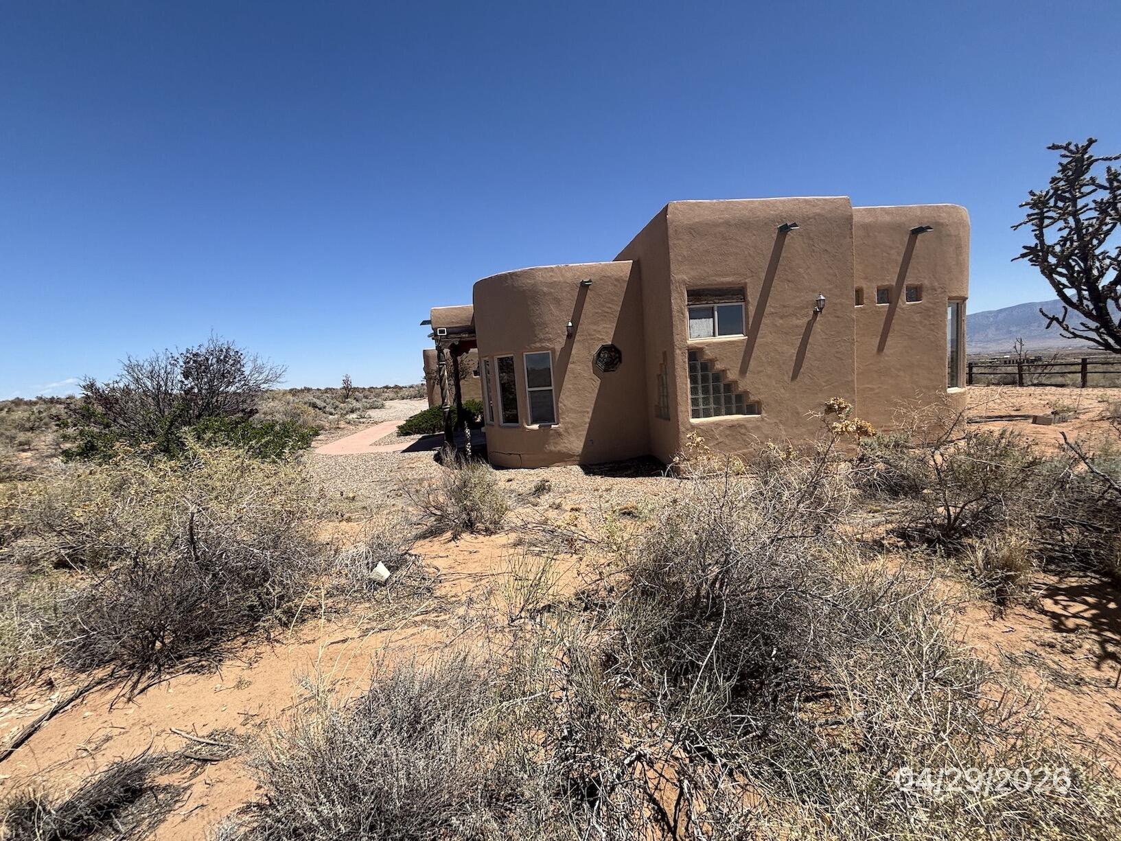 3rd image of 2010 Desert Ave Ne, Rio Rancho, NM 87144 | MLS# 1102775