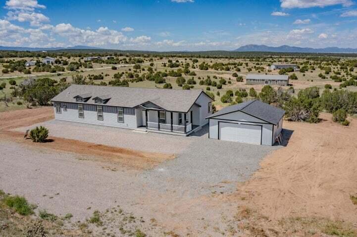 57 Majestic Moriarty, NM 87035