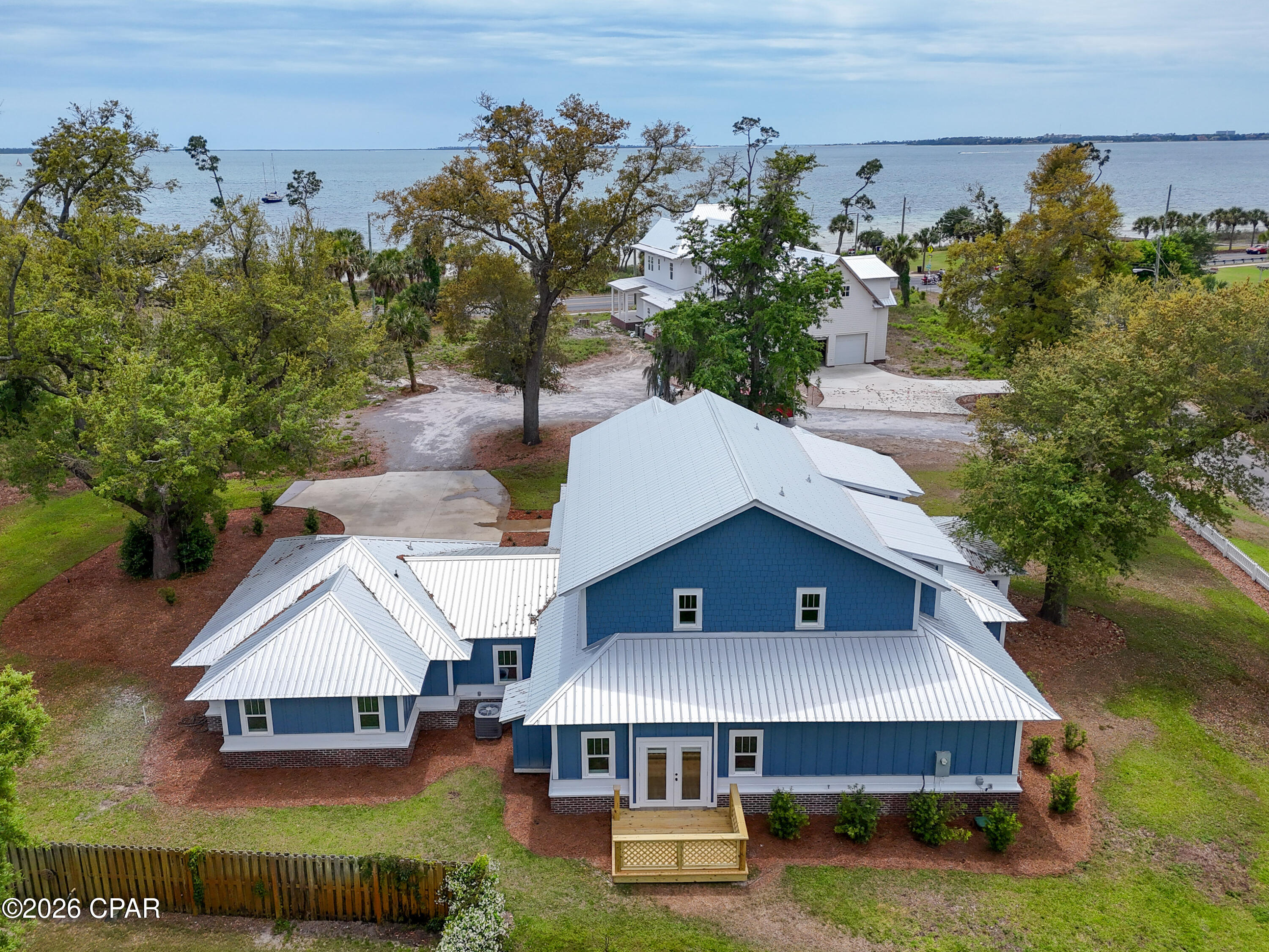 Image 15 For 716 Caroline Boulevard
