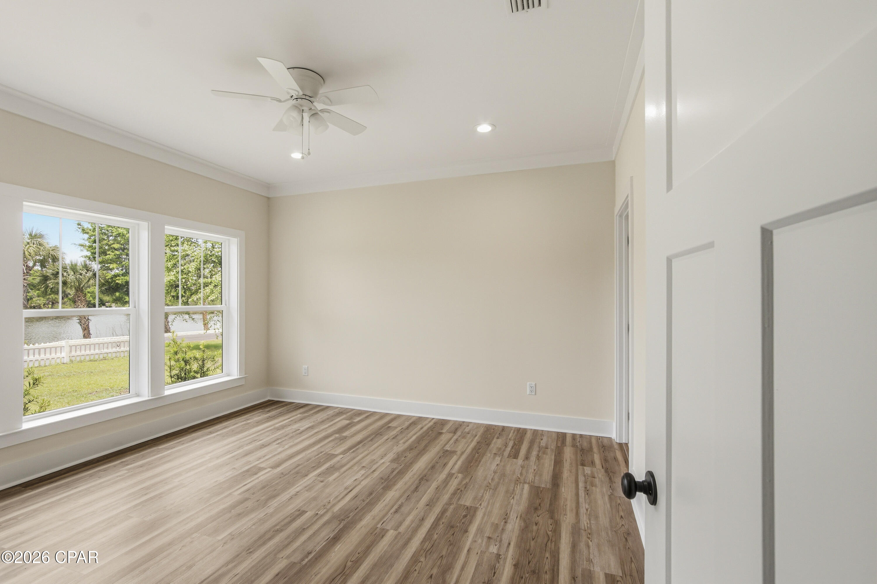 Image 34 For 716 Caroline Boulevard