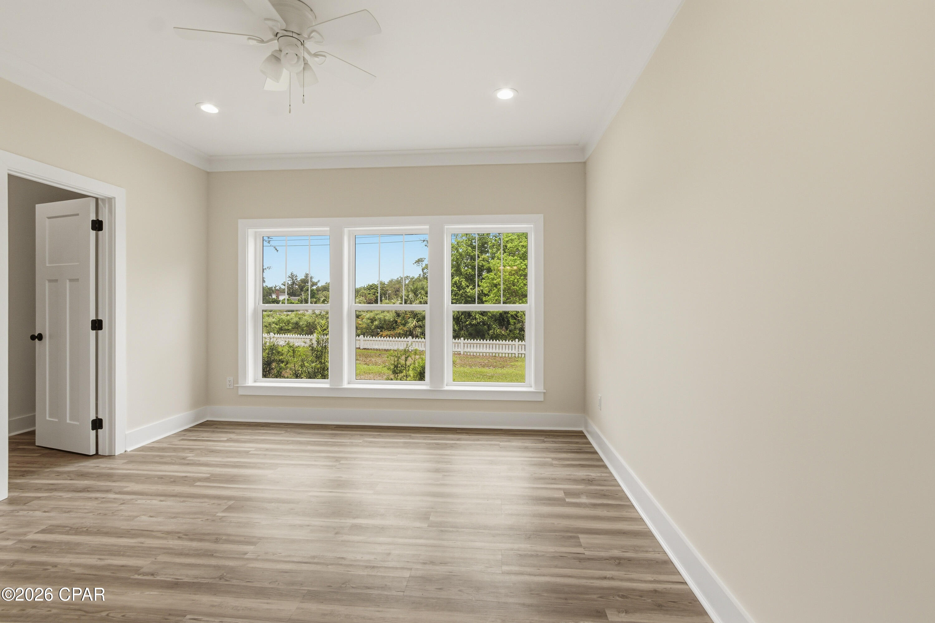 Image 41 For 716 Caroline Boulevard