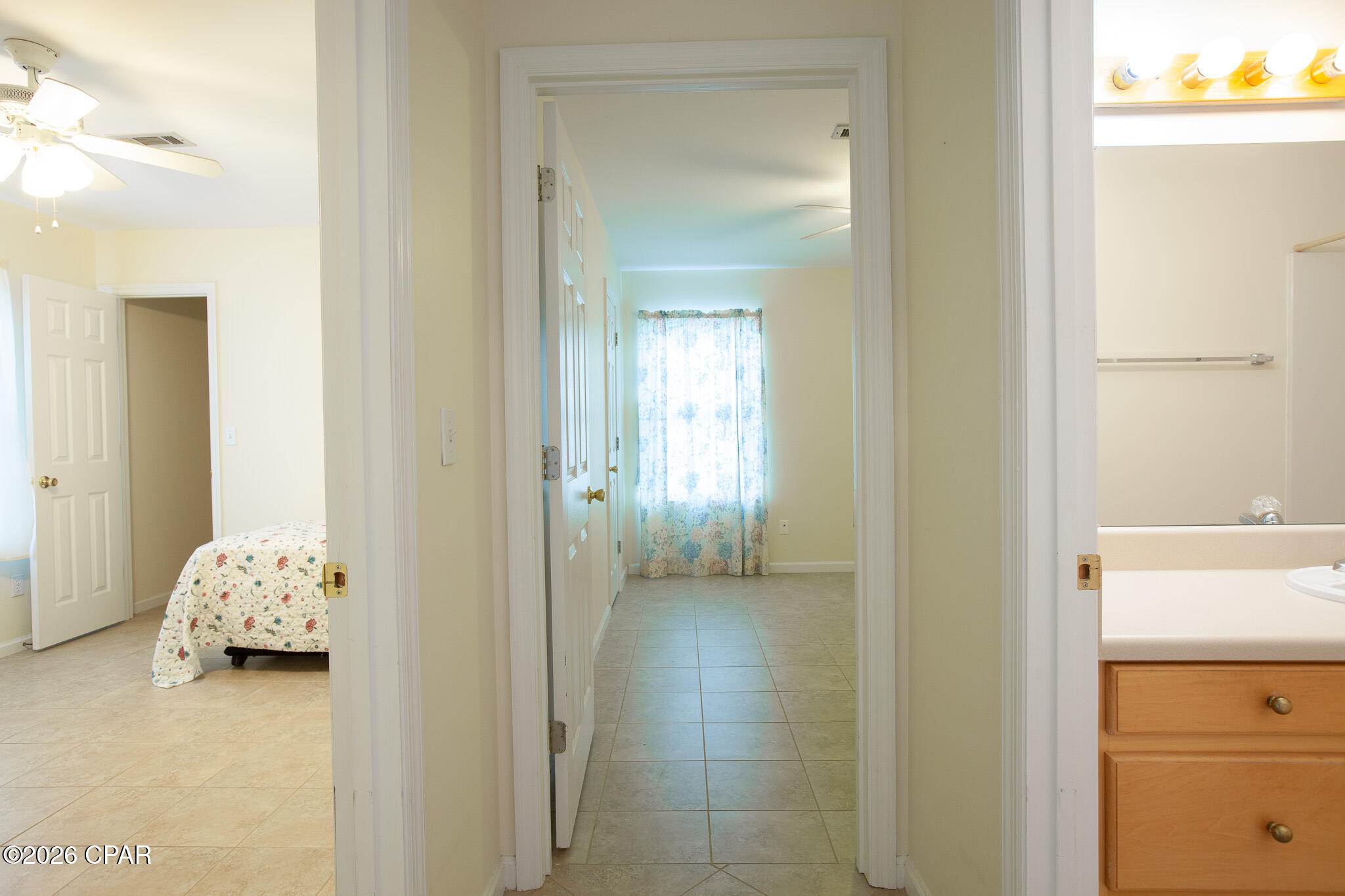 Image 17 For 215 Gulf Aire Drive