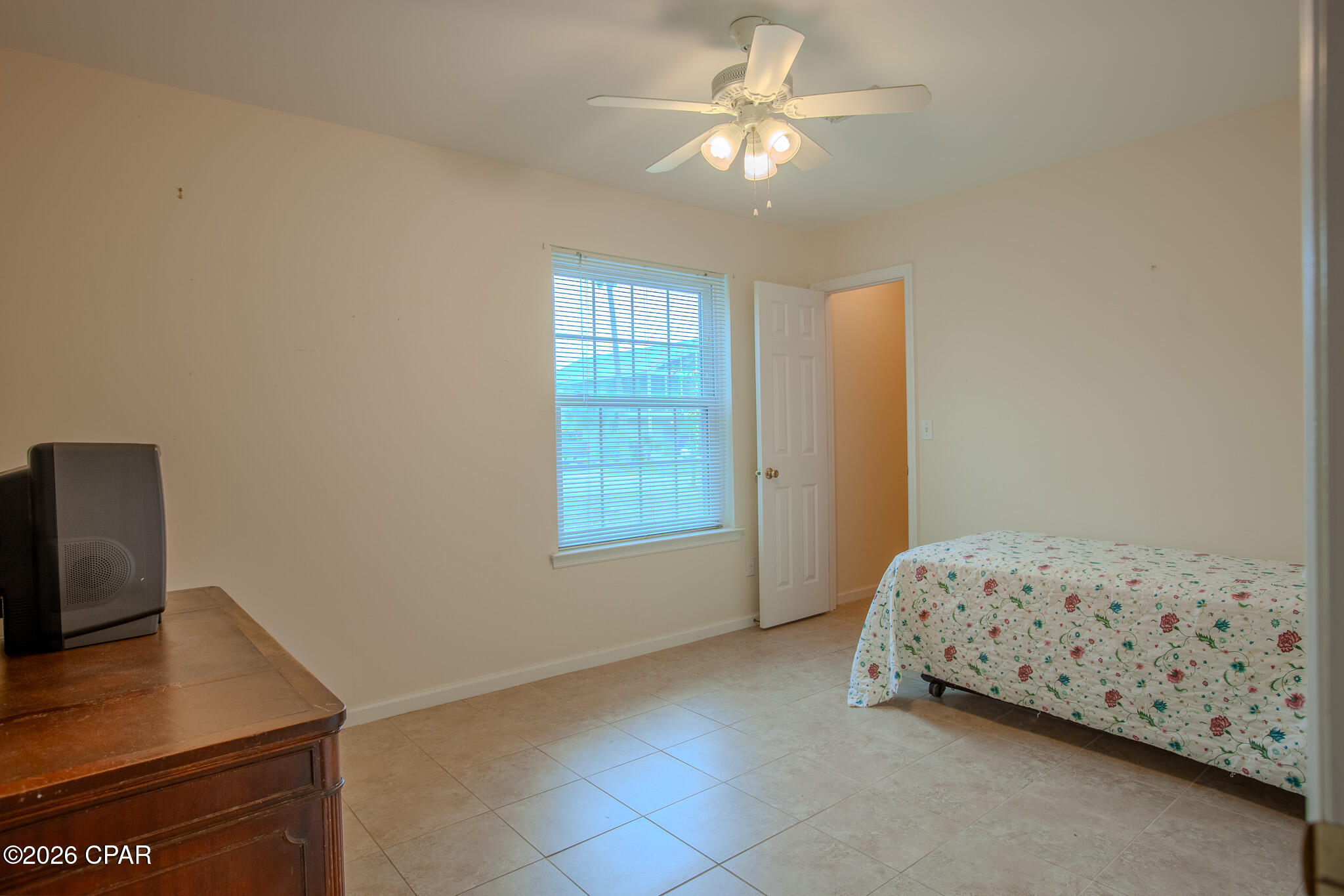 Image 19 For 215 Gulf Aire Drive