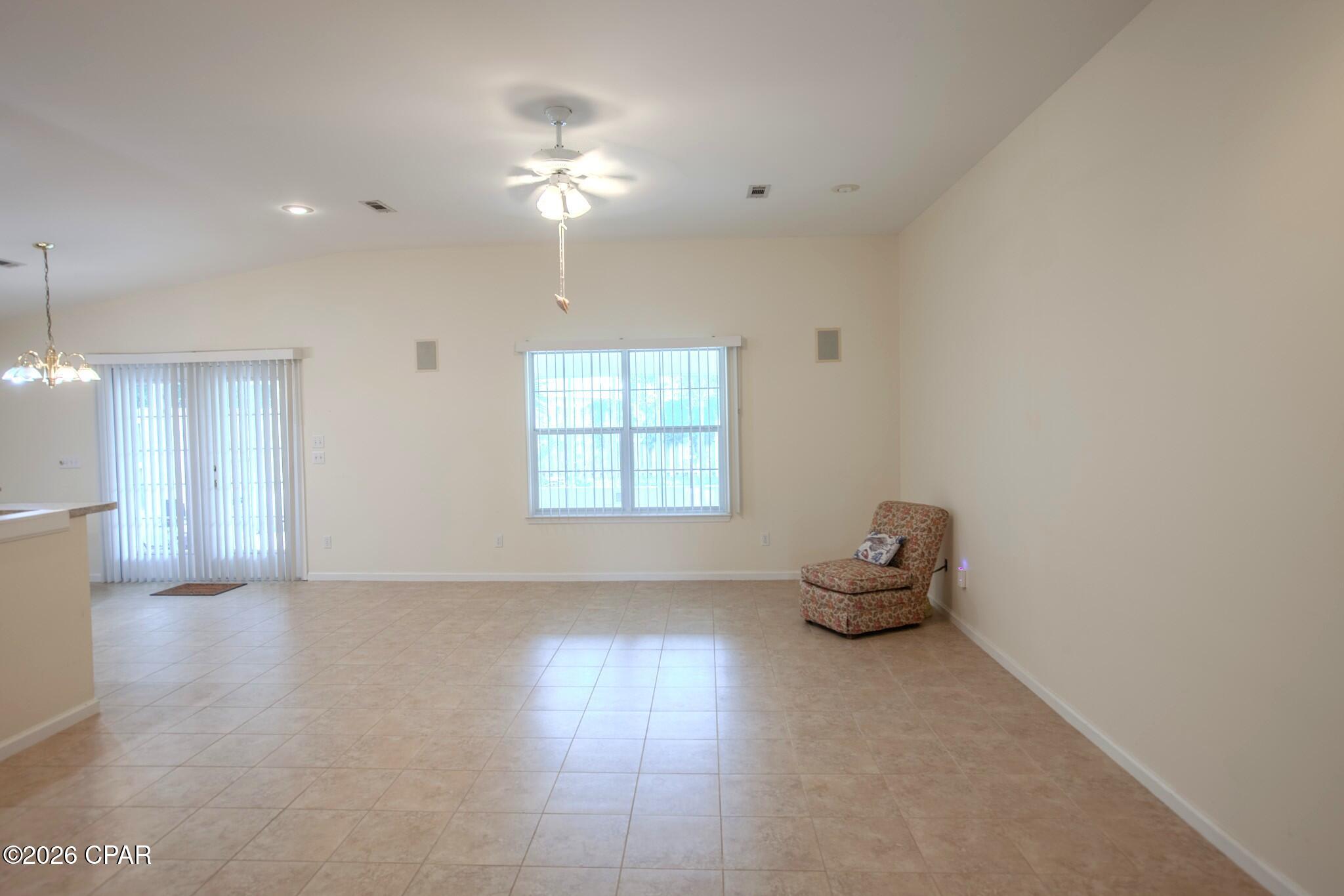 Image 22 For 215 Gulf Aire Drive