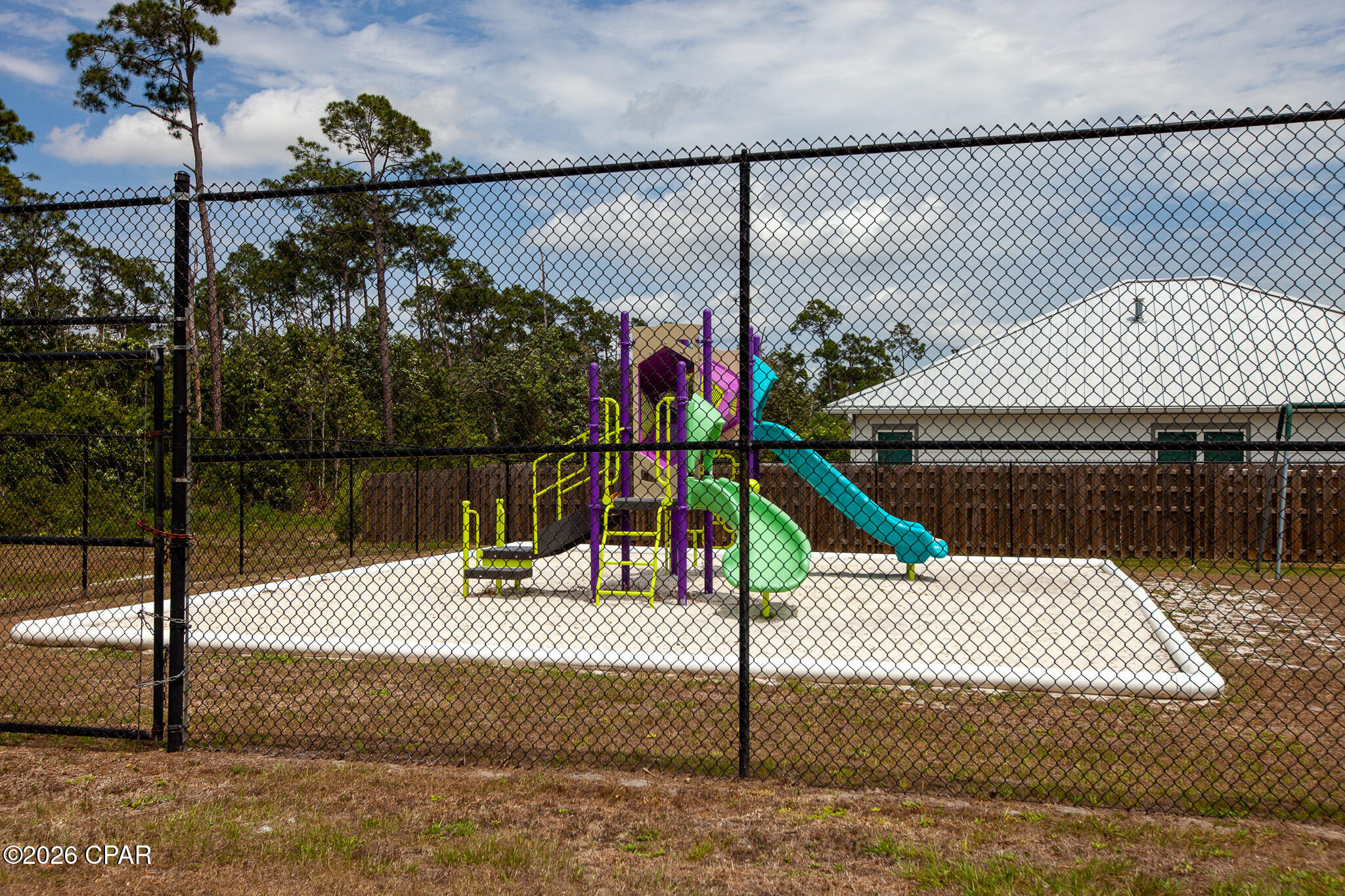 Image 25 For 215 Gulf Aire Drive