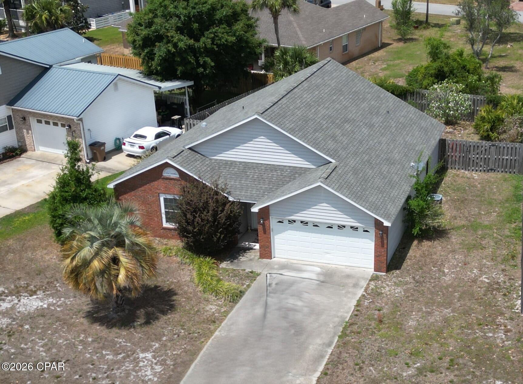 Image 4 For 215 Gulf Aire Drive