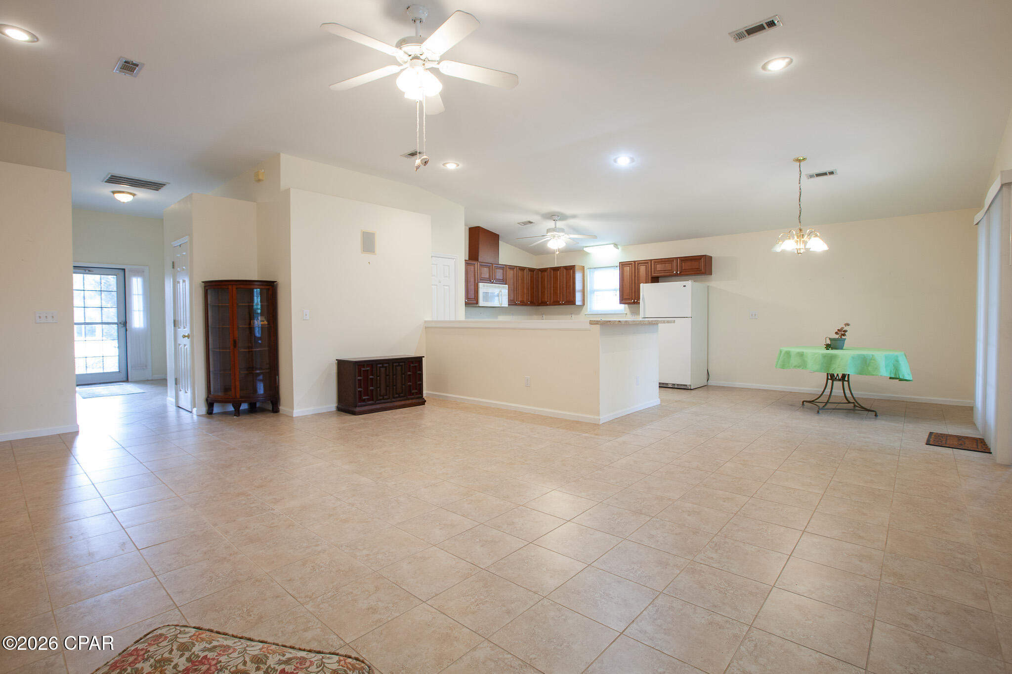 Image 6 For 215 Gulf Aire Drive