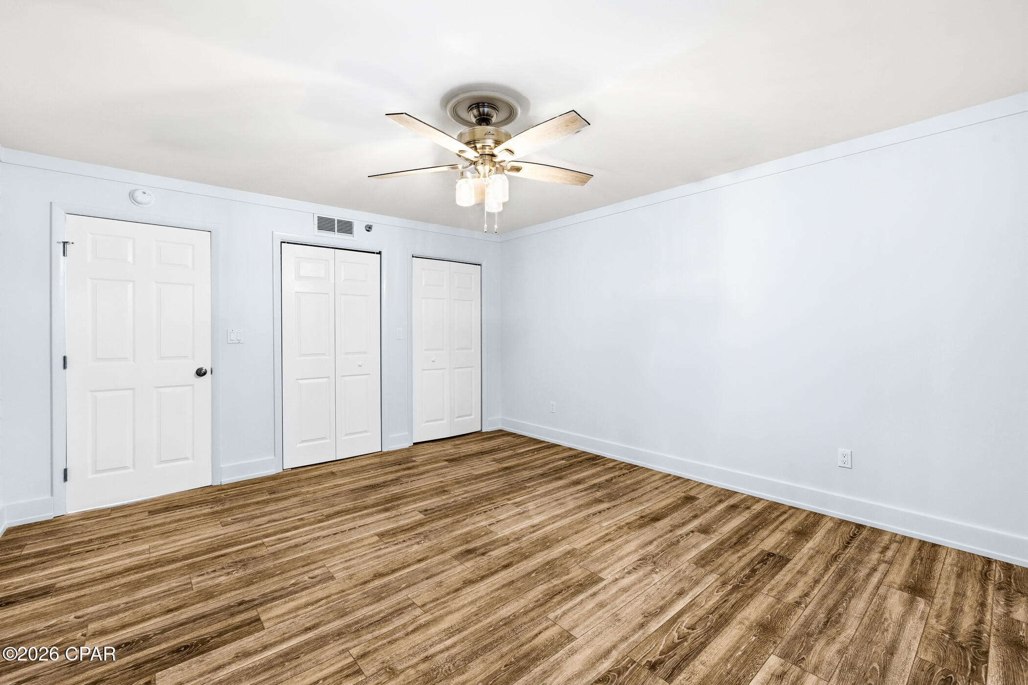 Image 12 For 6201 Thomas Drive 1006