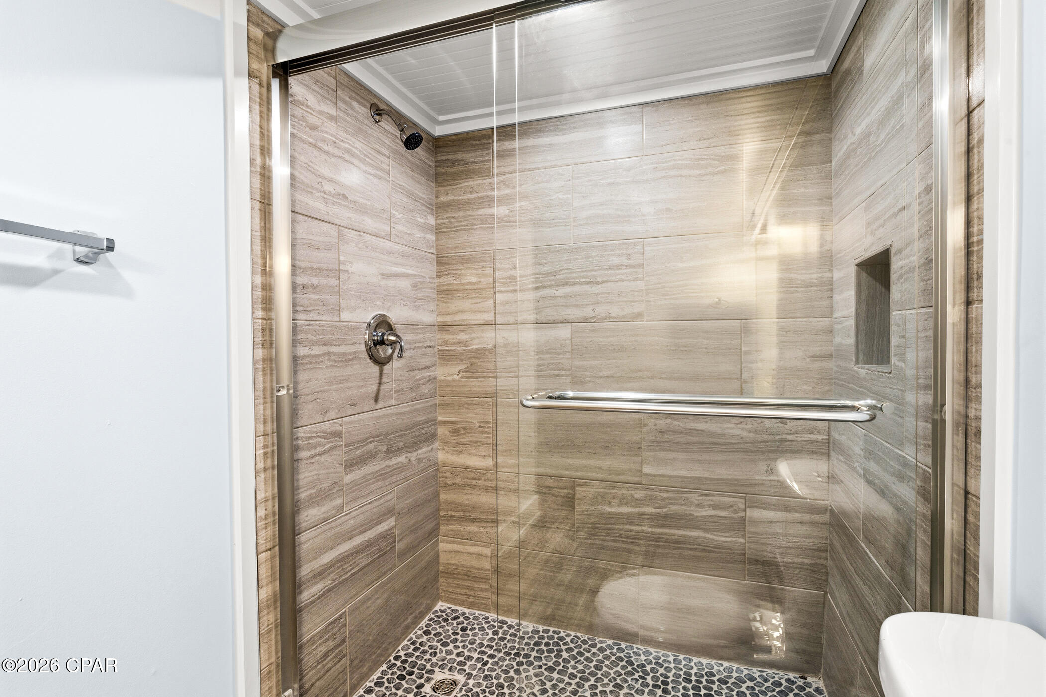 Image 19 For 6201 Thomas Drive 1006