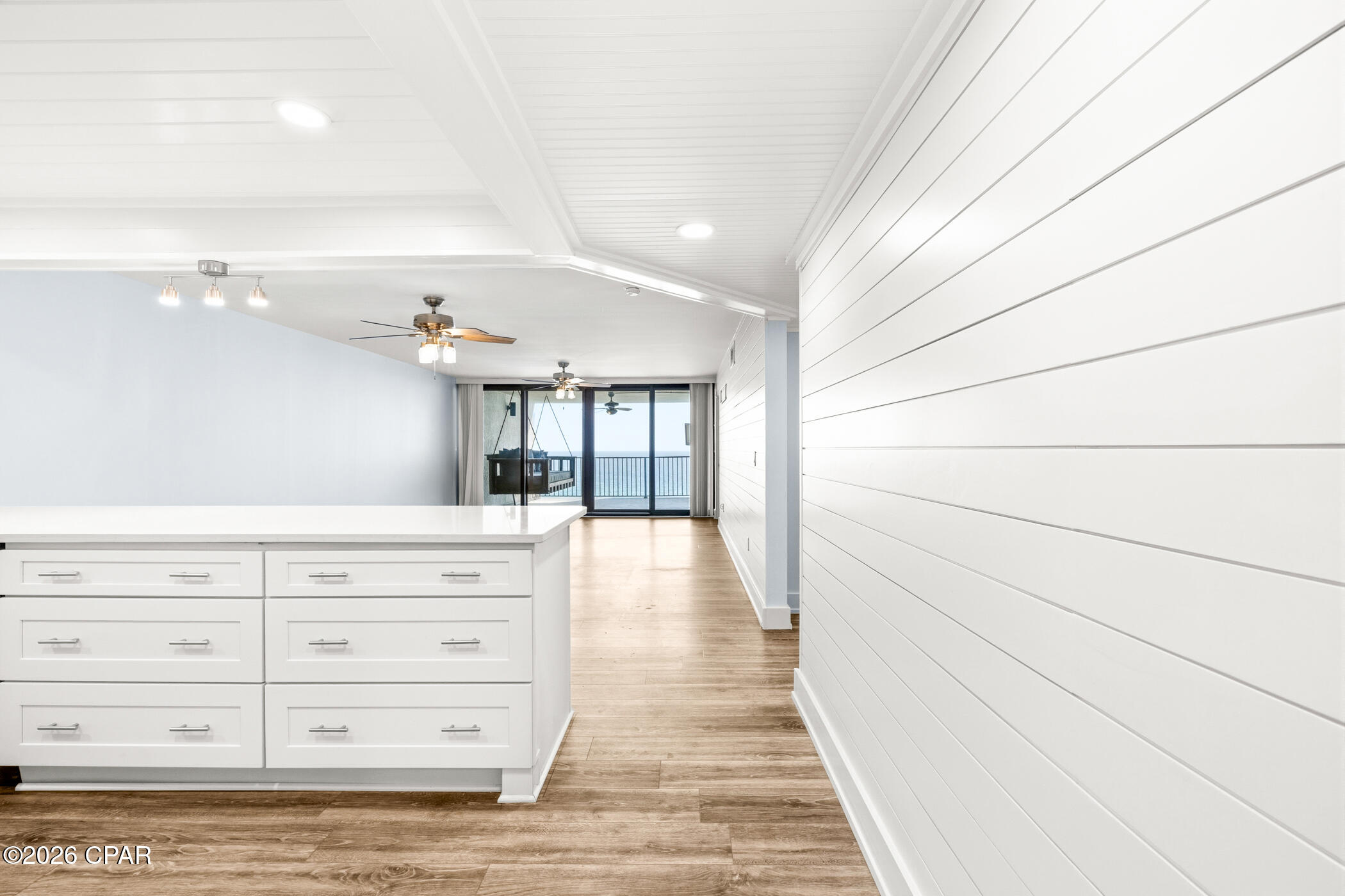 Image 7 For 6201 Thomas Drive 1006