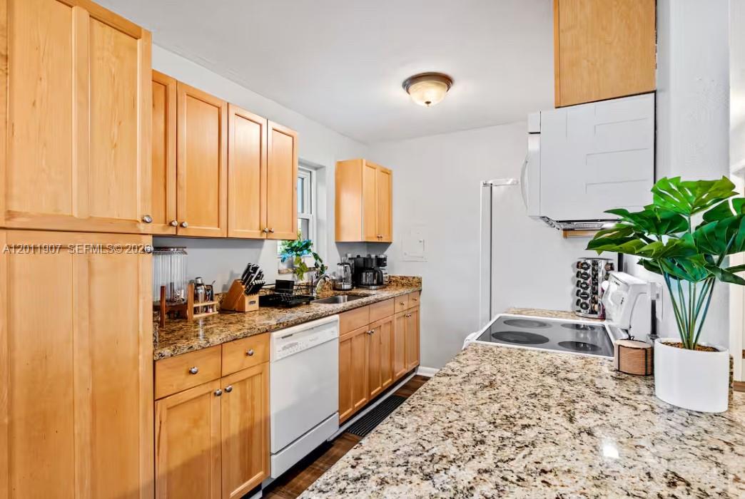 Property photo # 8
