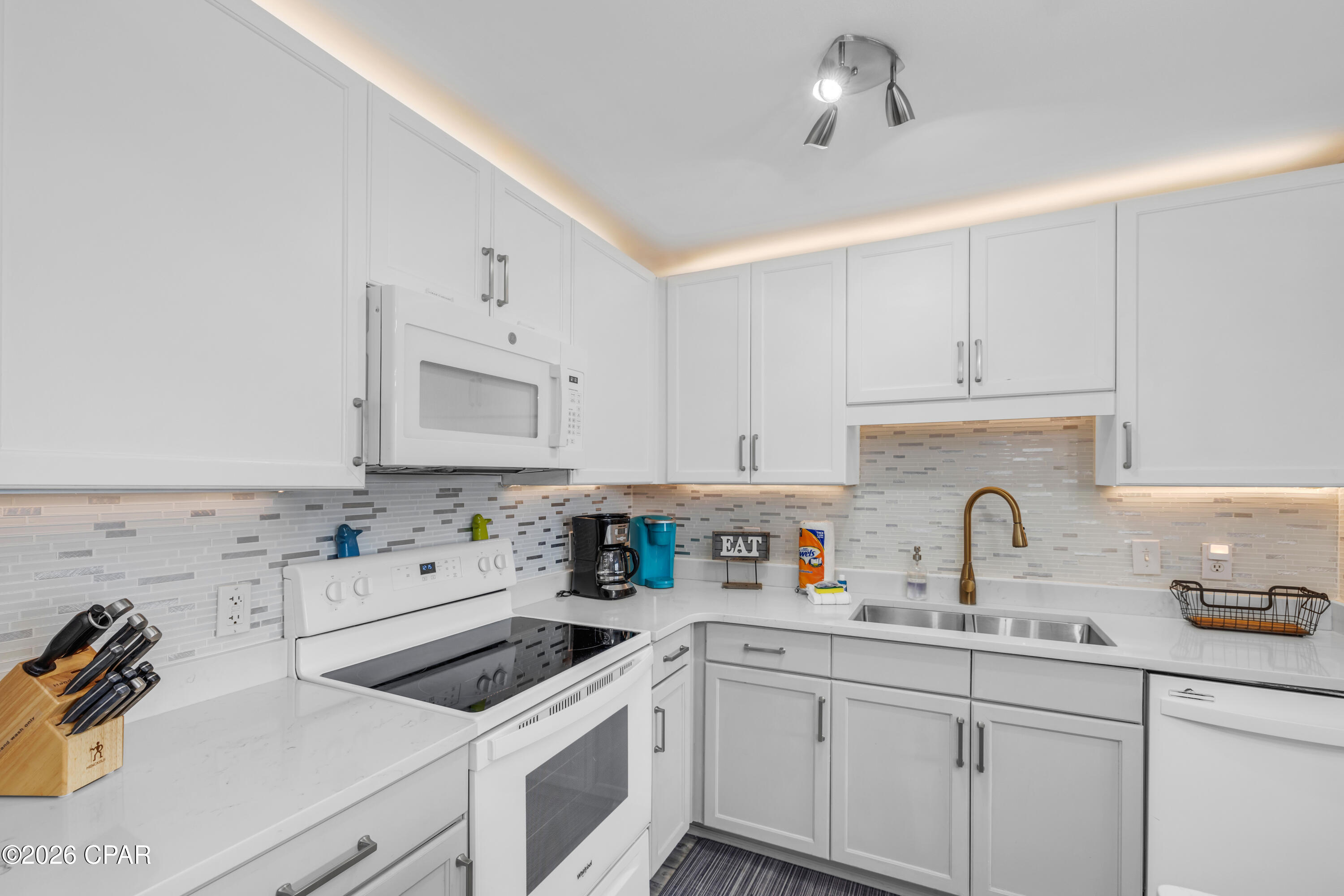 Image 16 For 9860 Thomas Drive 809