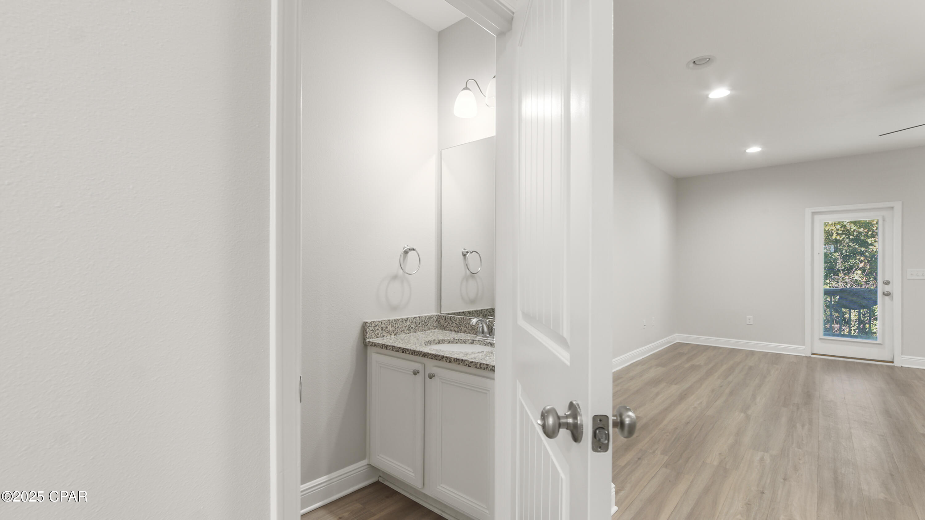 Image 4 For 1881 Pointe Drive