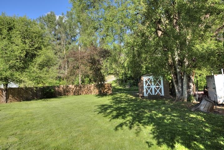 9 Bradley Ln