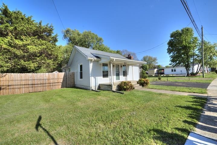 9 Bradley Ln