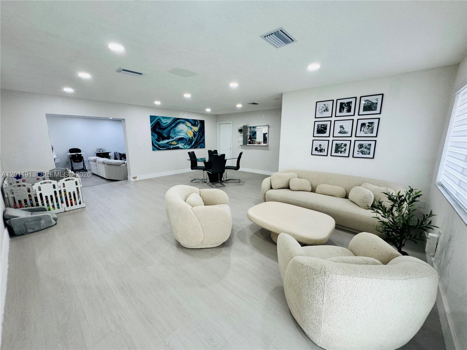 Property photo # 4