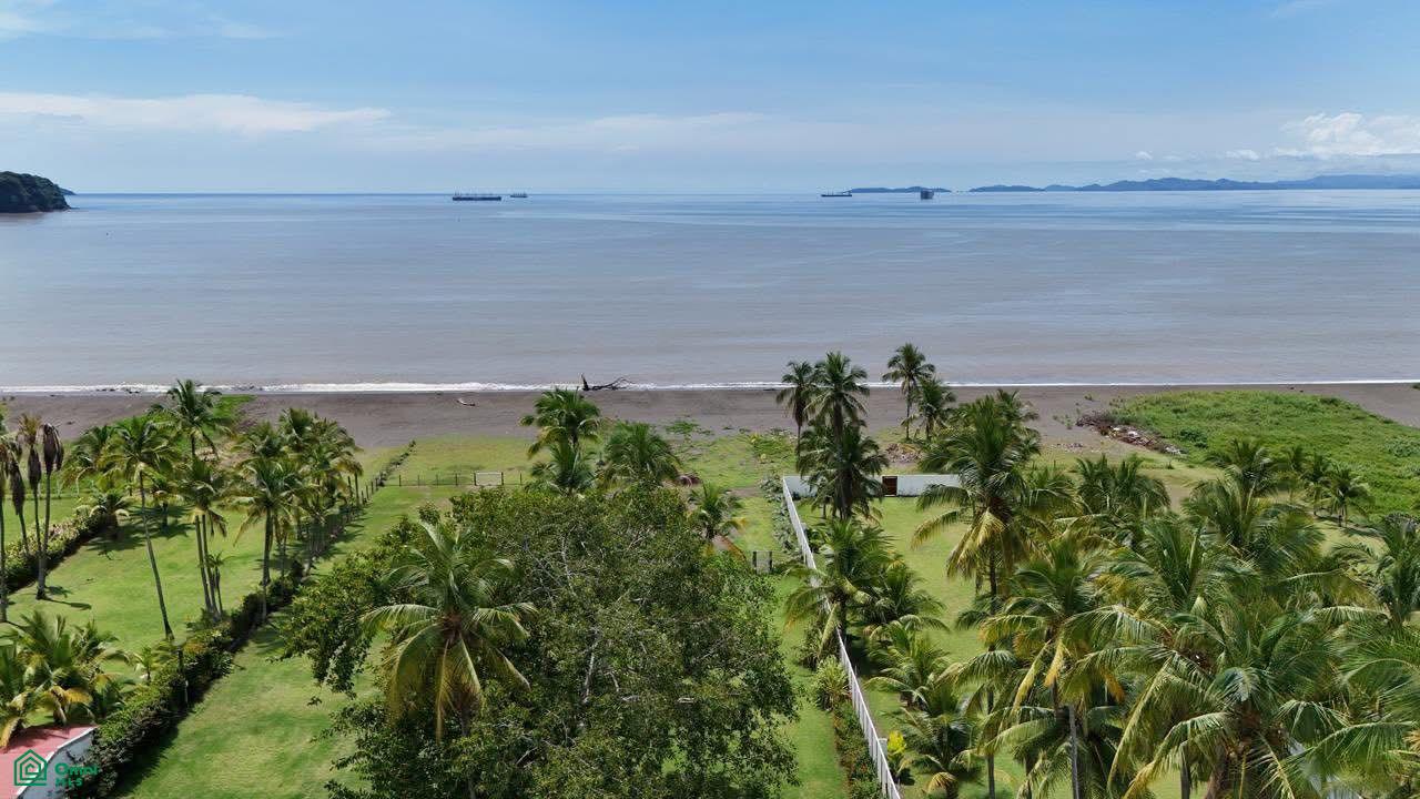 4 bed Single Family Homes For Sale in Puntarenas, Puntarenas - 1