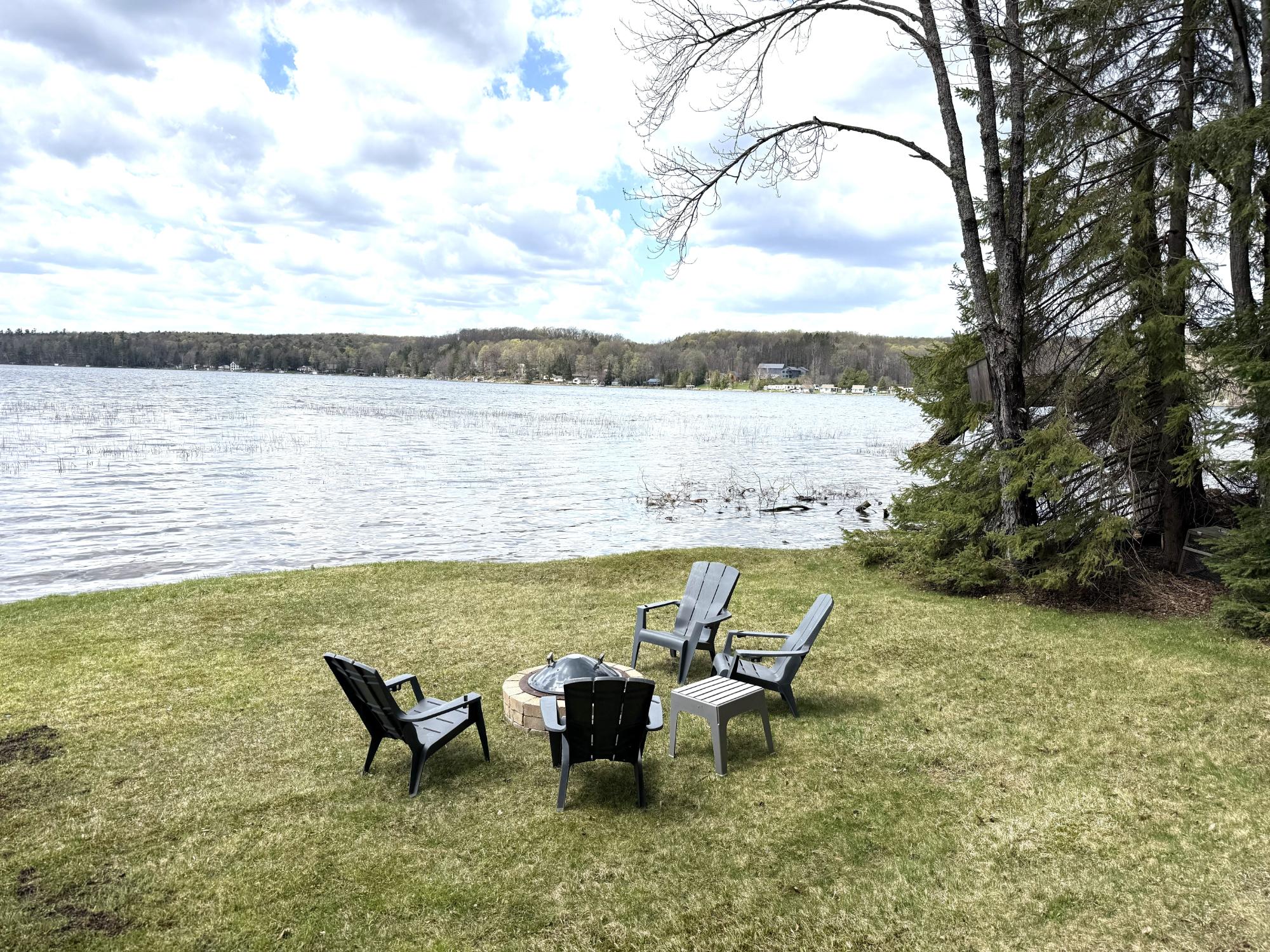 Roberts Lake Property 2351 Maple Hts Photo 14