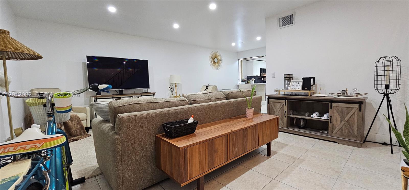 Property photo # 2