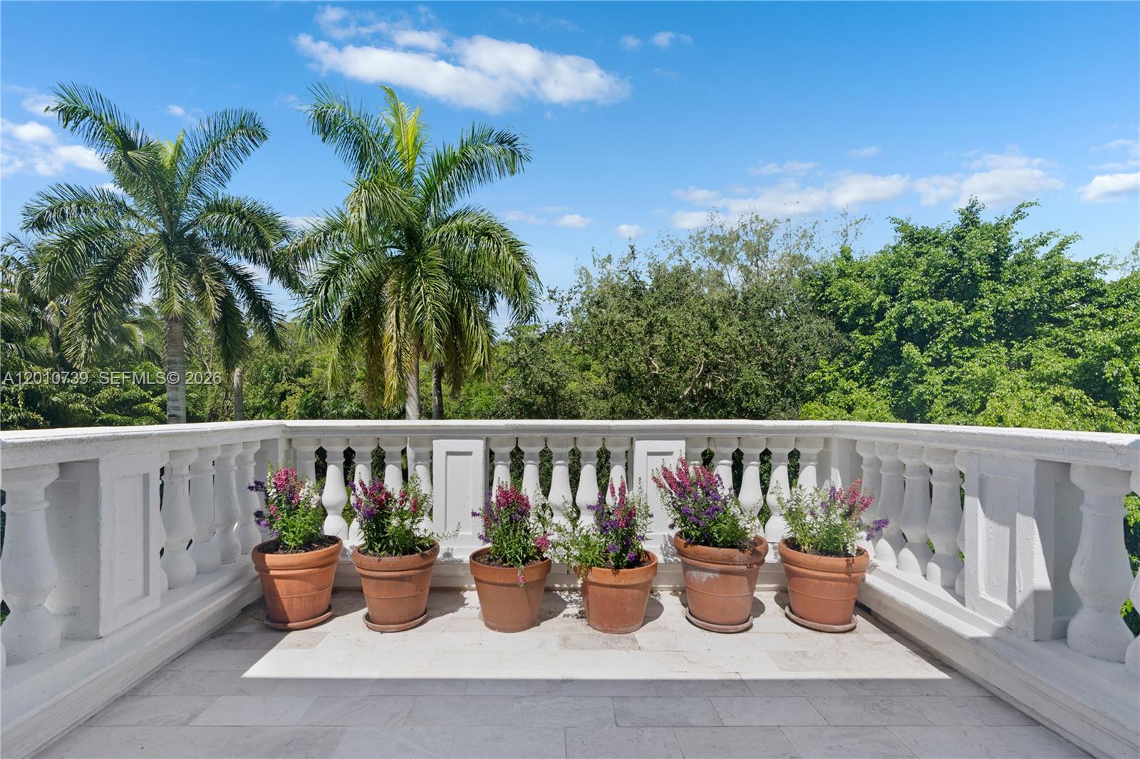 26 Tahiti Beach Island Rd