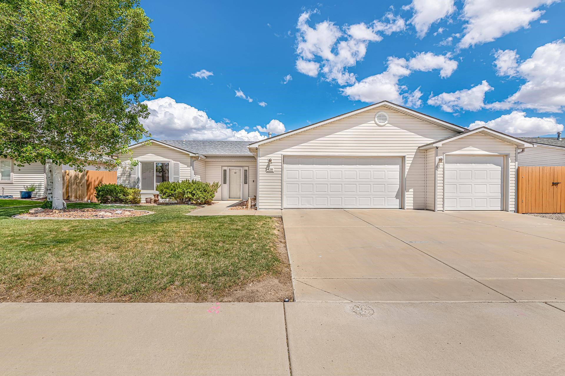428 Mountainside Lane