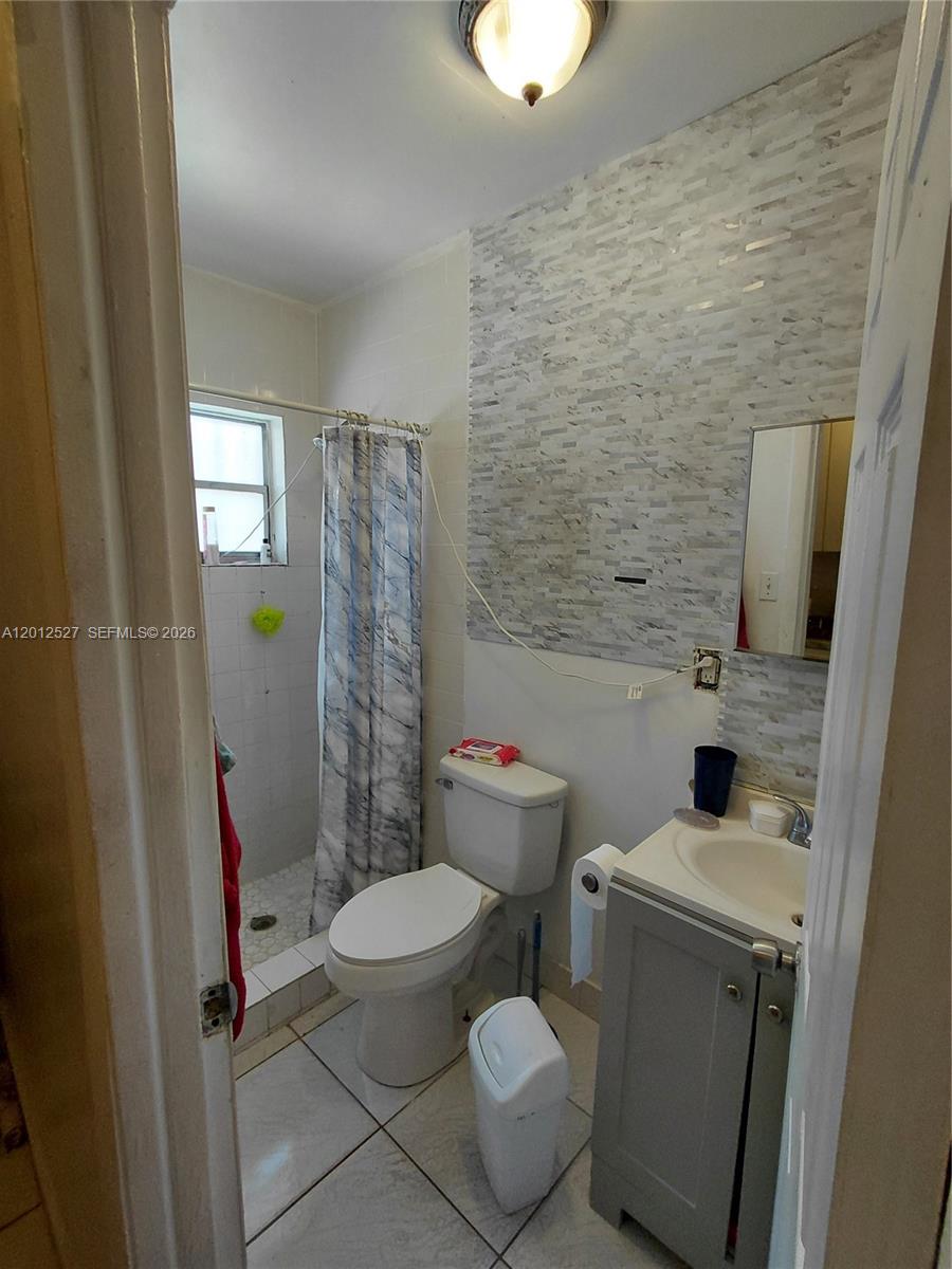 Homes for sale in Miami, FL | 2140 Nw 1St Ter, Miami, FL 33125 | MLS# A12012527