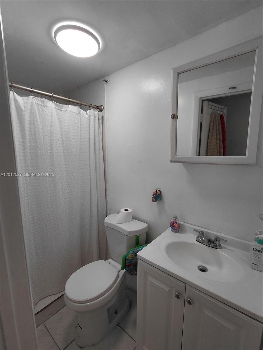 Homes for sale in Miami, FL | 2140 Nw 1St Ter, Miami, FL 33125 | MLS# A12012527