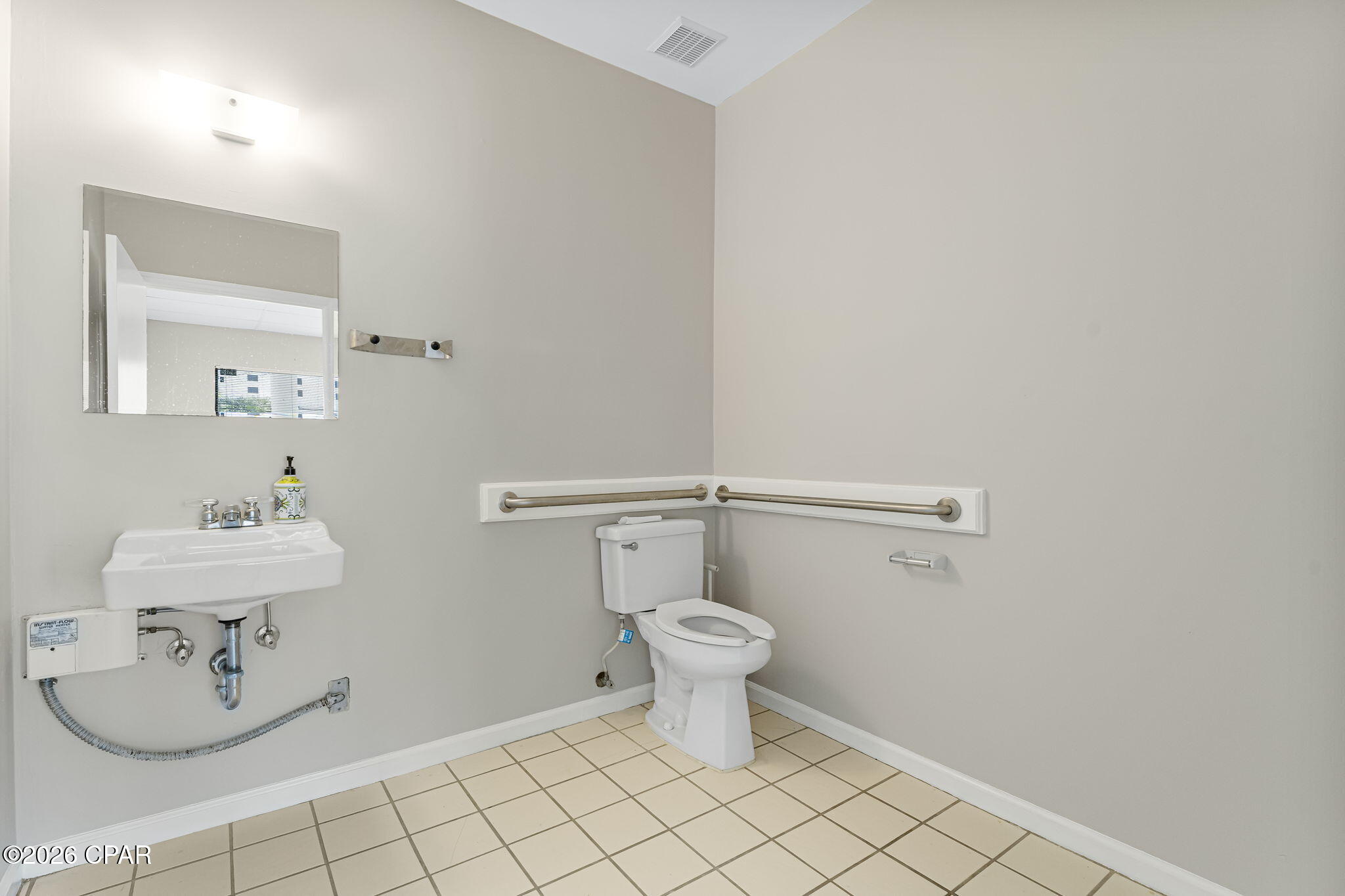 Image 13 For 6126 Thomas Drive B