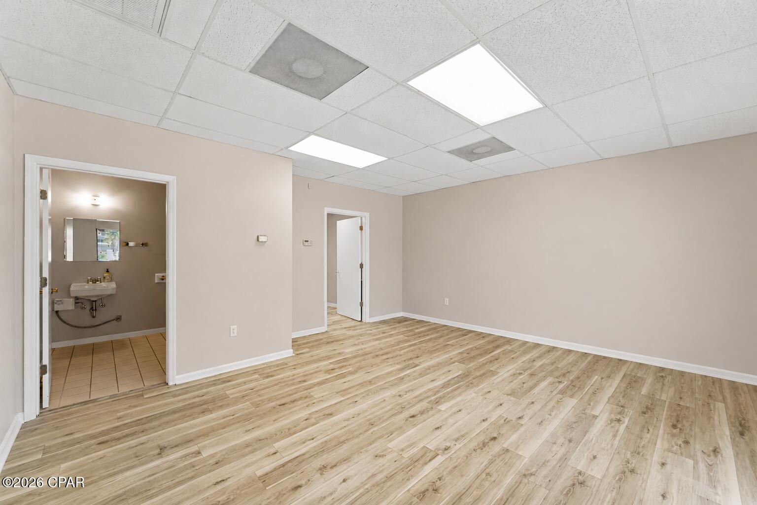 Image 8 For 6126 Thomas Drive B