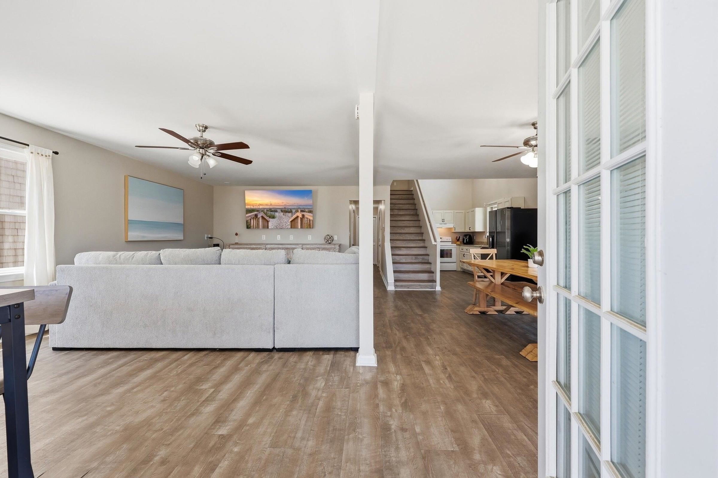 2611487 | Photo 18