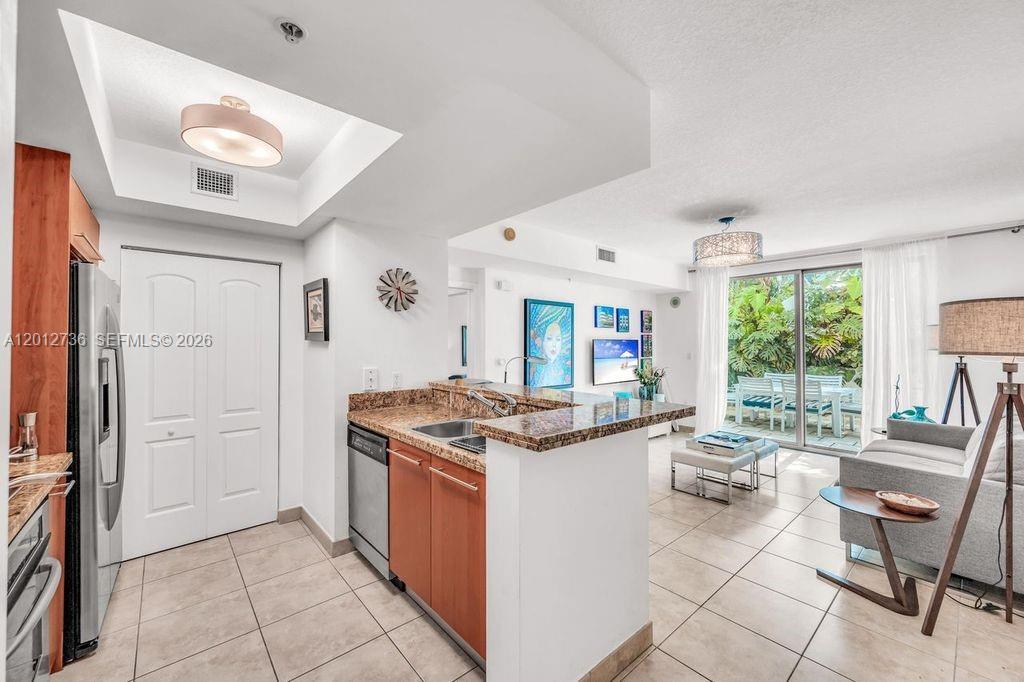 Property photo # 6