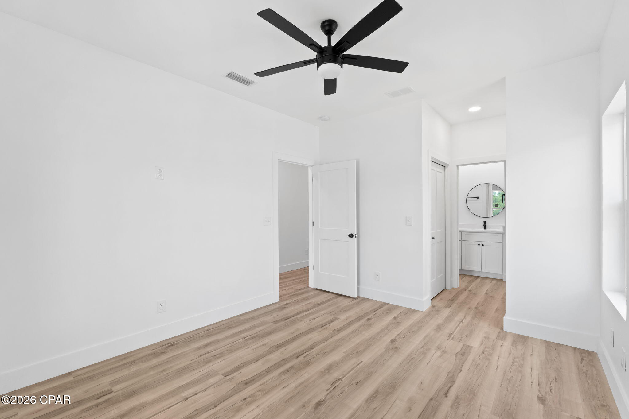 Image 15 For 9428 Starfish Avenue